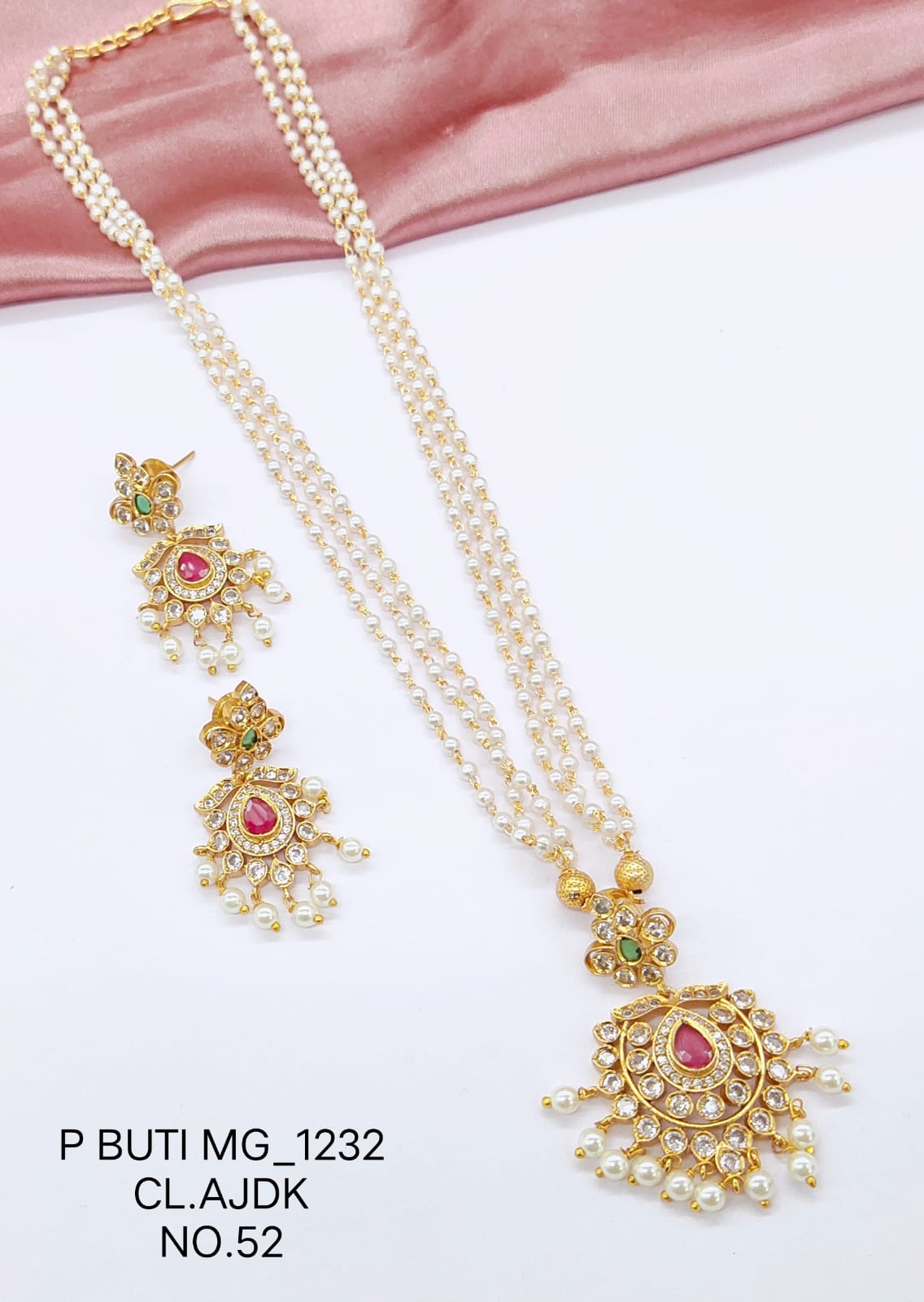 JTBS Chain Pendent and Earring Set