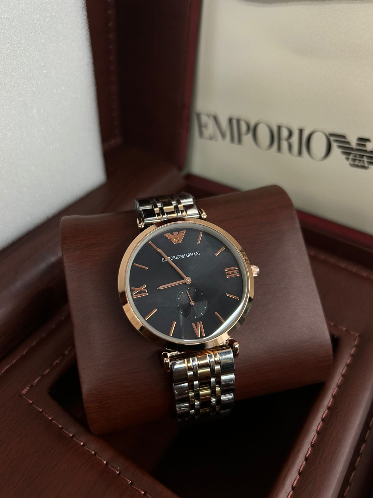 Analog Latest Emporio Armani Watch ( Without Box )