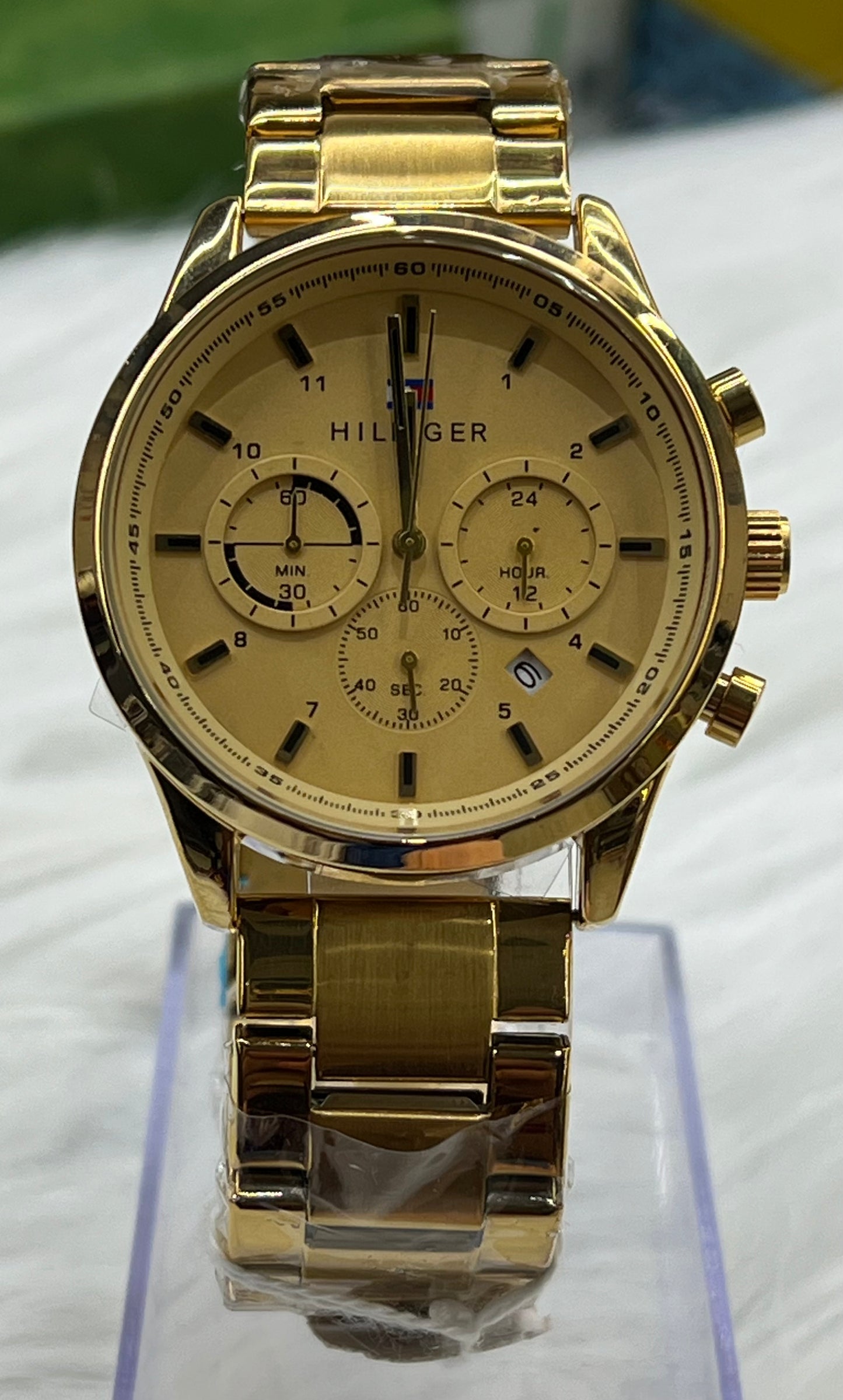 ECONOMICAL WRIST WATCHE'S TOMMY HIL ALL WORKING