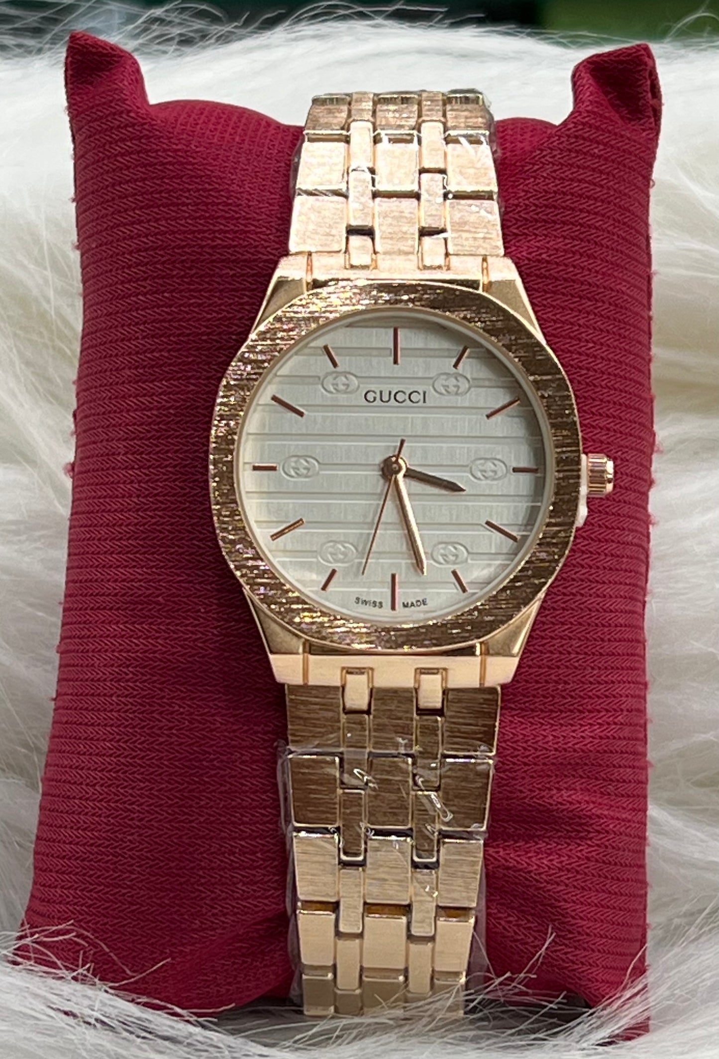 ECONOMICAL WOMENWATCH'S COPY WATCH GUCCI