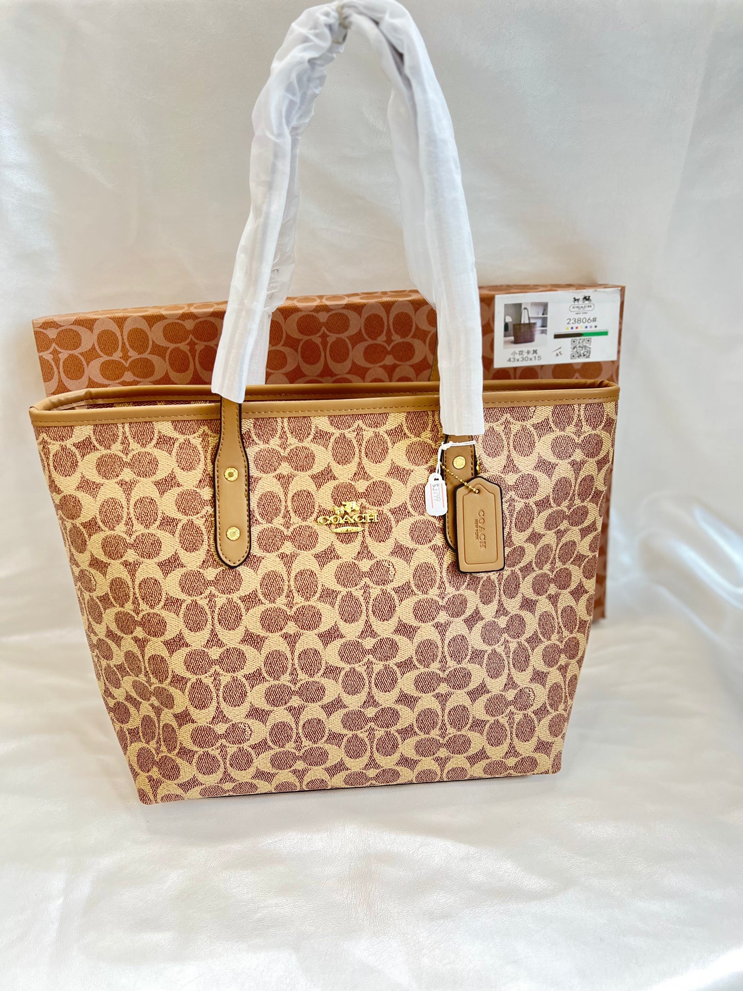 COACH APRICOT CITY TOTE BAG (WITH BOX)