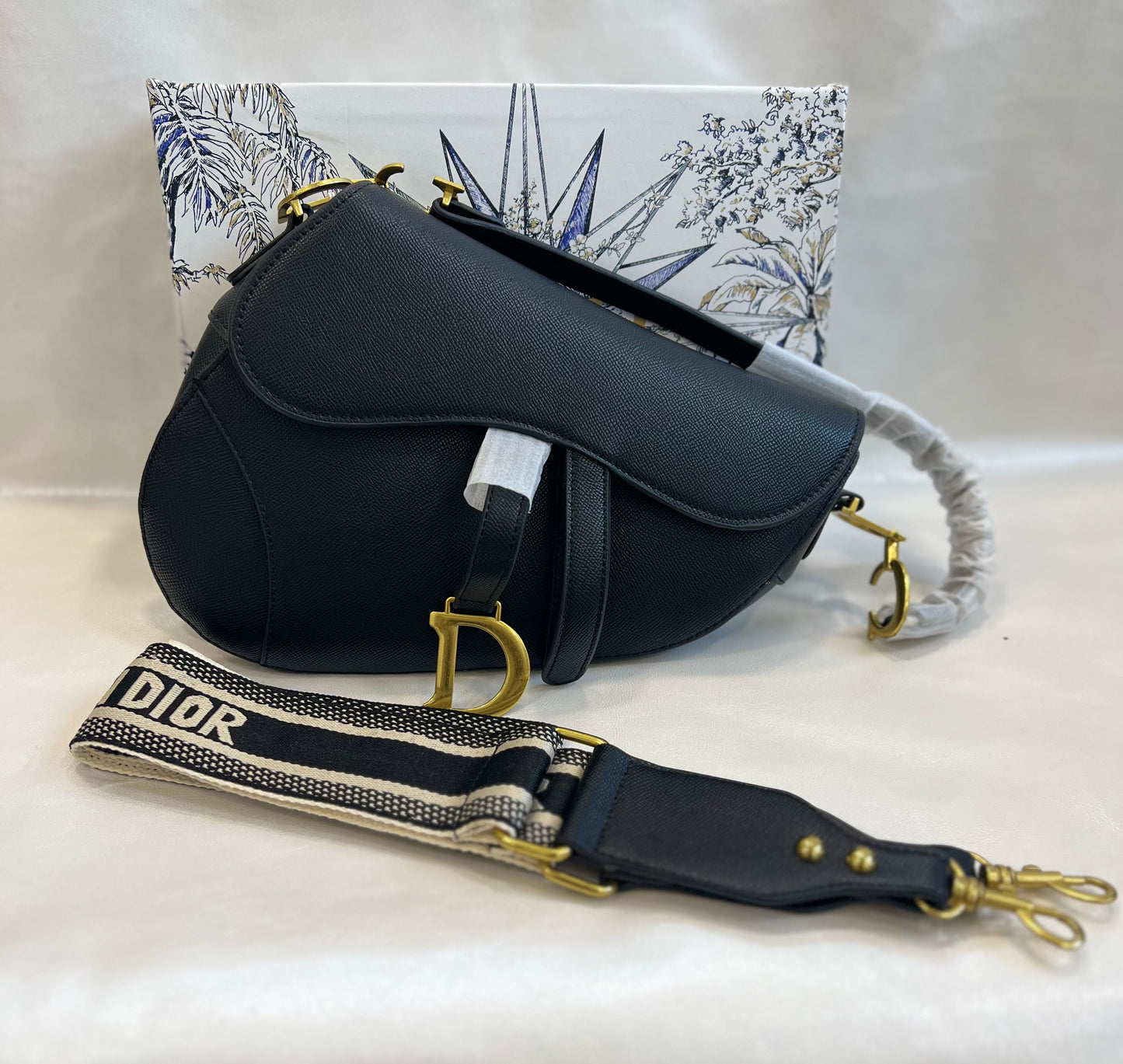 DIOR SADDLE BLACK LEATHER SLING BAG (WITH BOX)