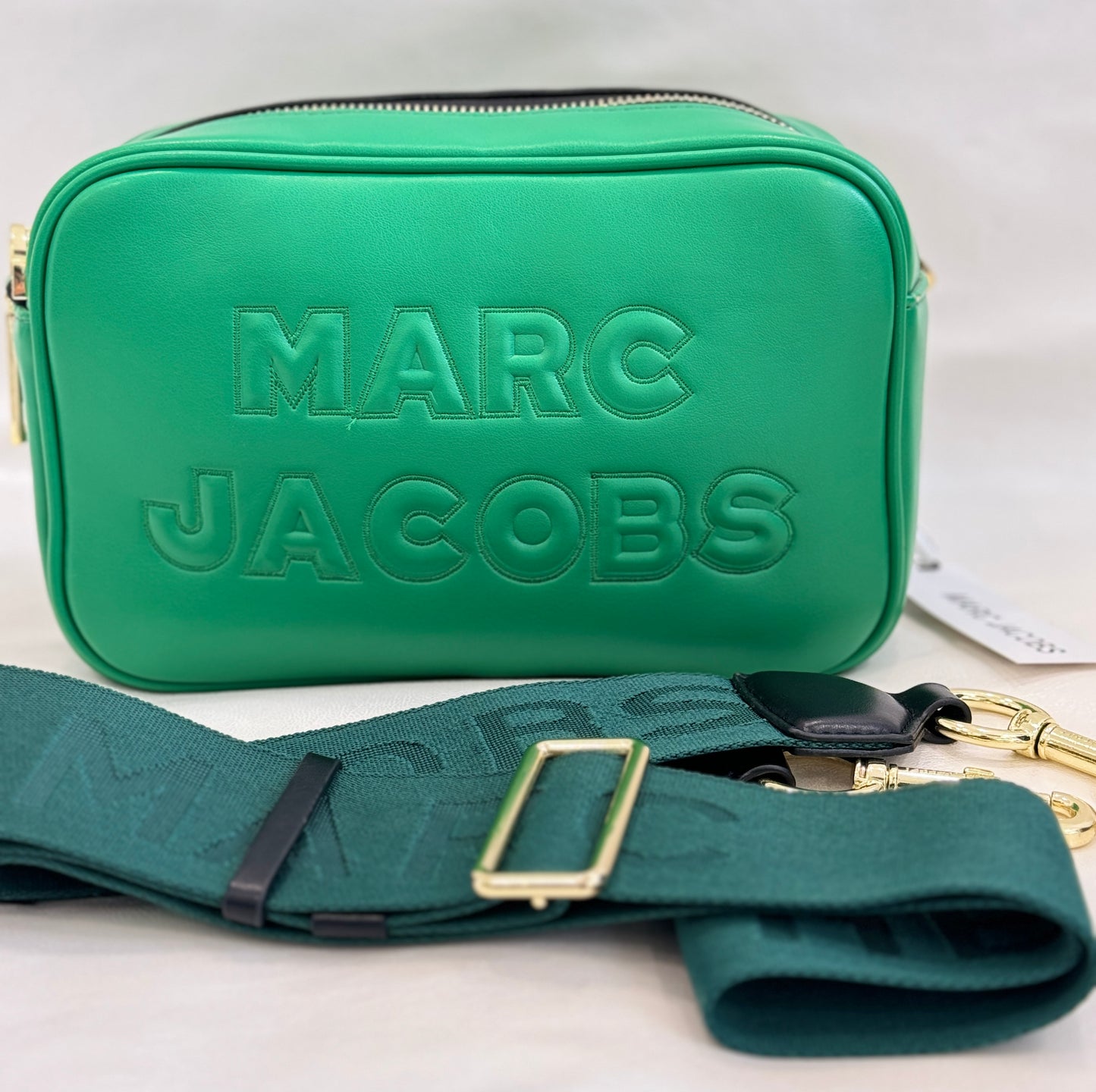 MARC JACOB GREEN CROSSBODY BAG ( WITH BOX )