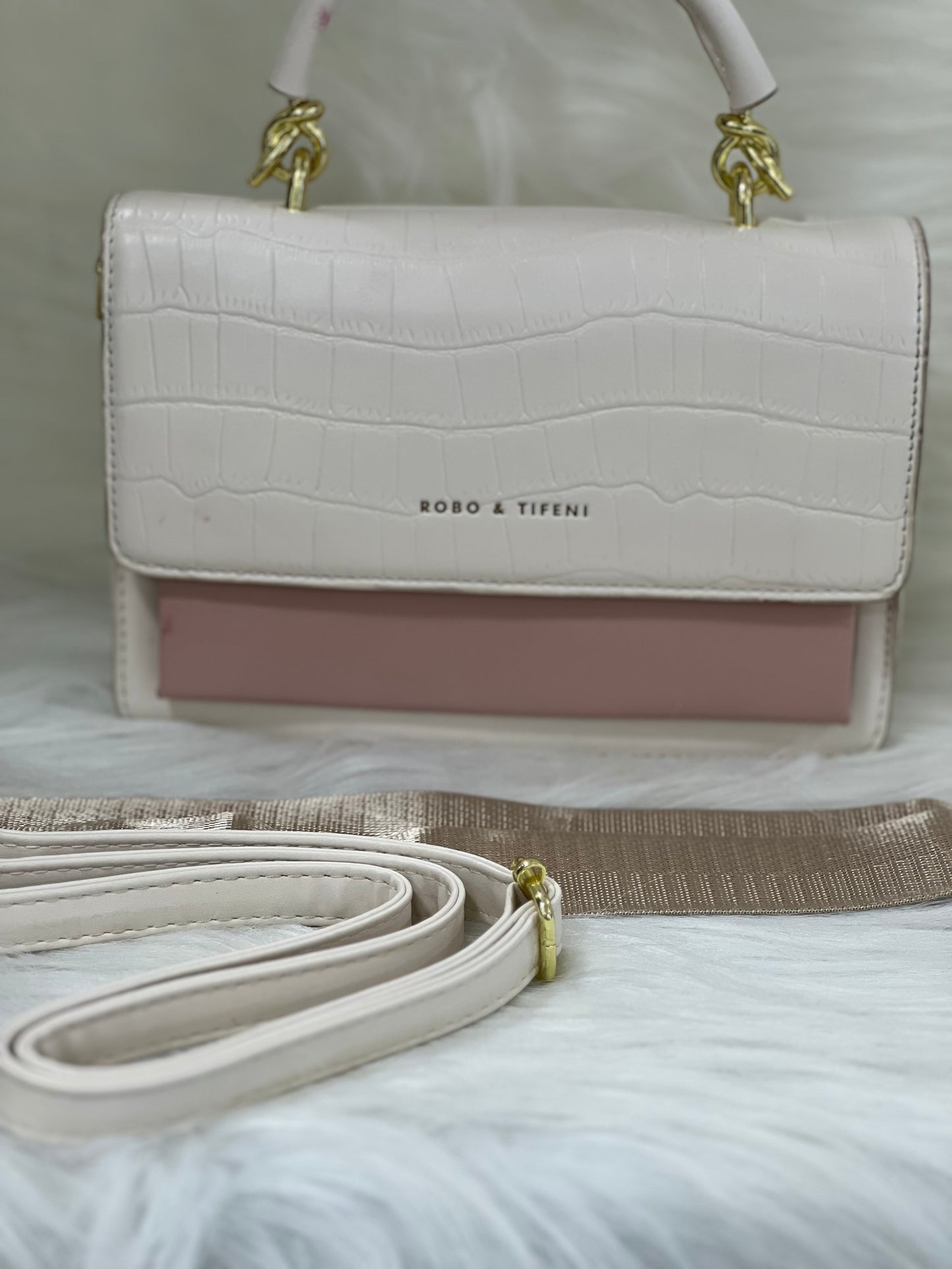 ROBO TIFENI CASUAL BAG PINK COLOR ( SLING BAG )