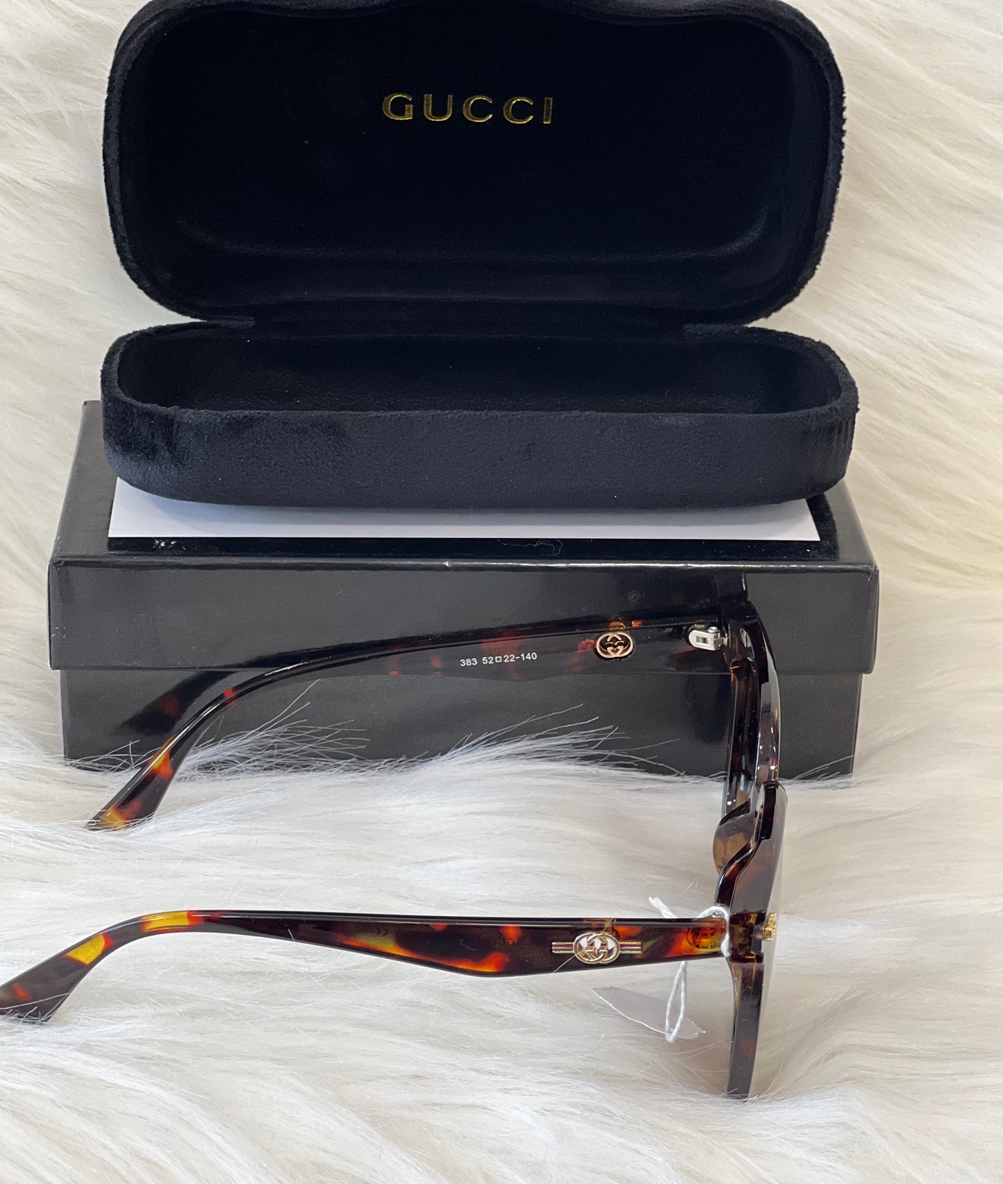 GUCCI SUNGLASSES ( WITH BOX )