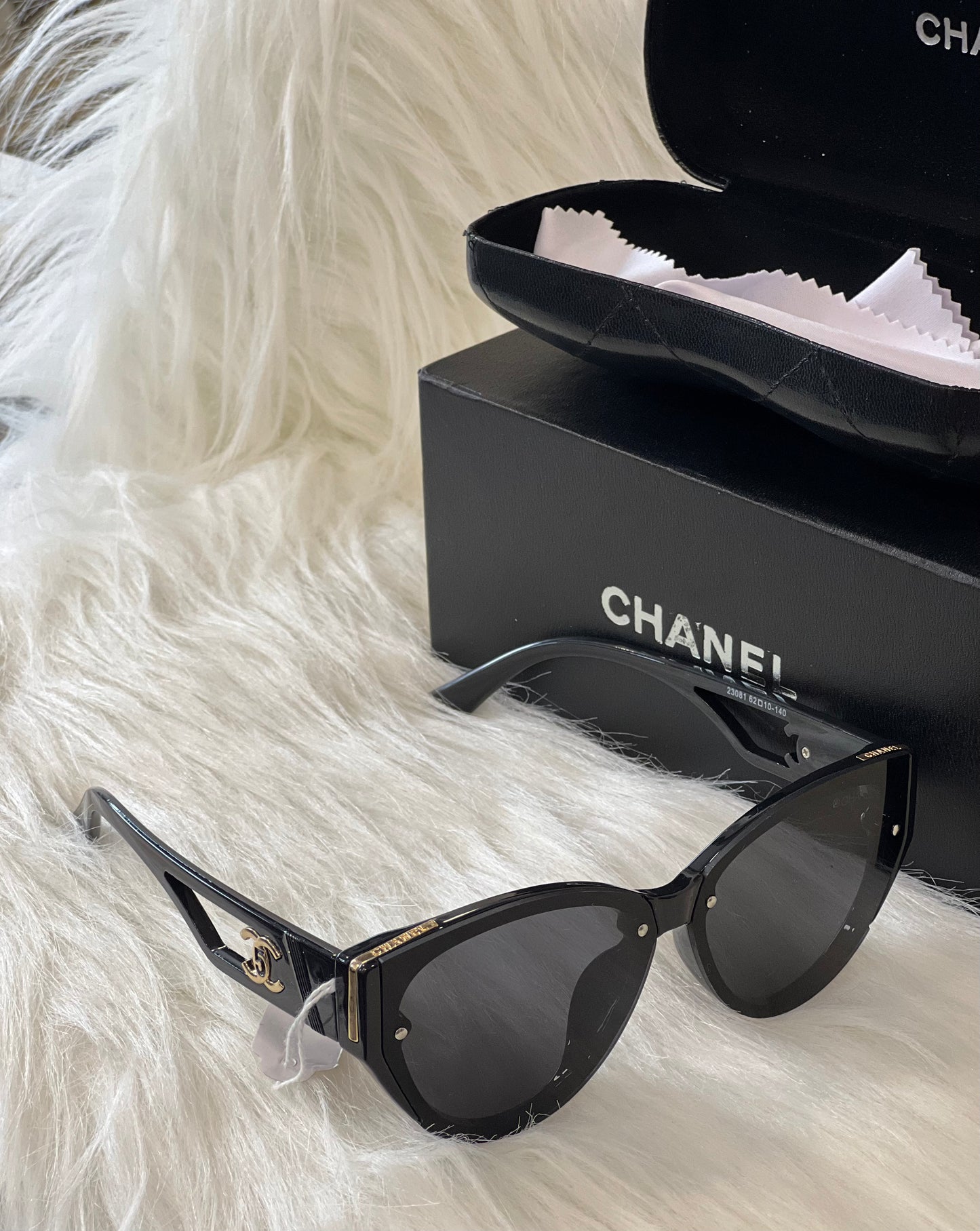 CHANEL SUNGLASSES ( WITH BOX )