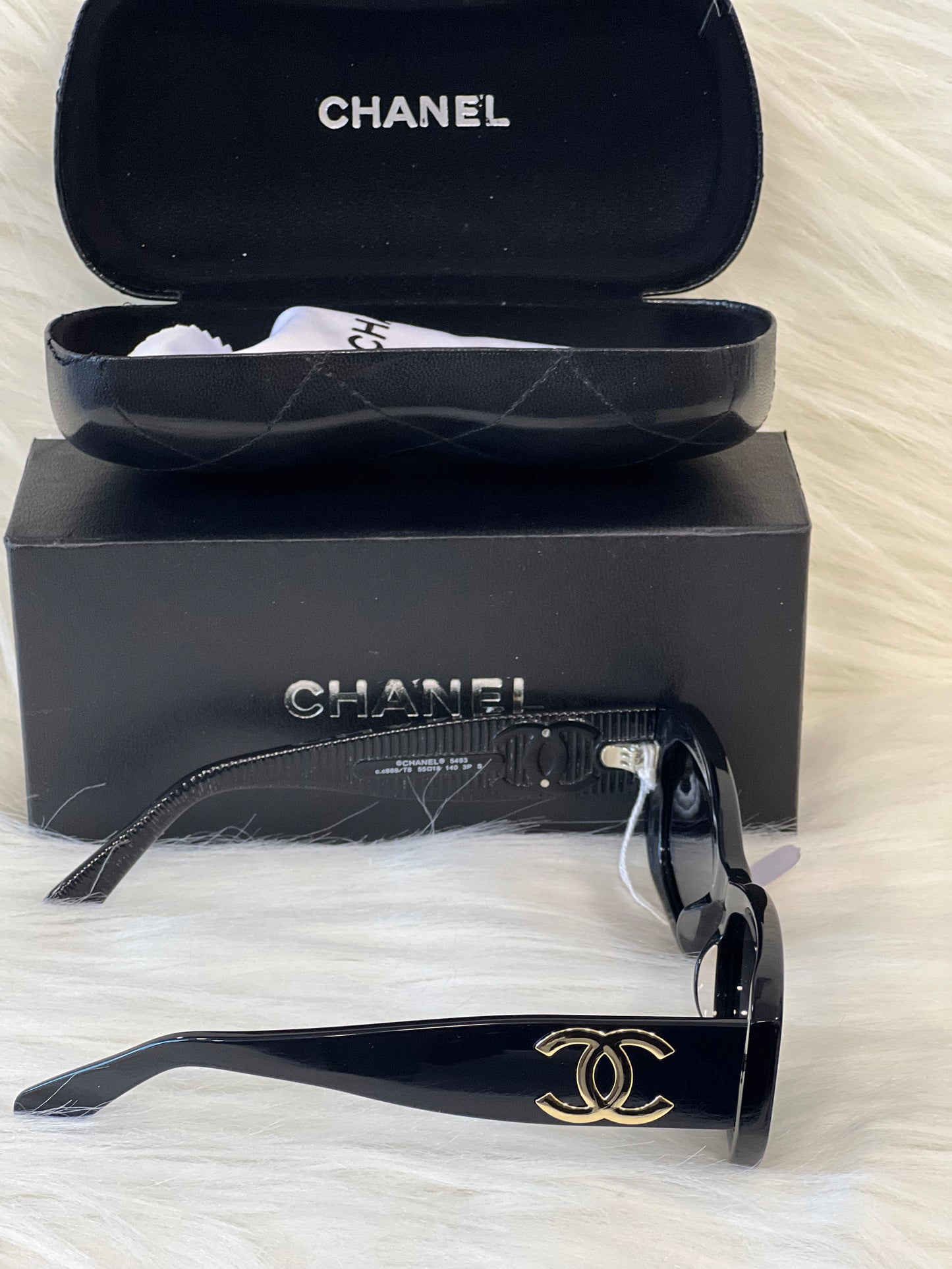 CHANEL SUNGLASSES ( WITH BOX )