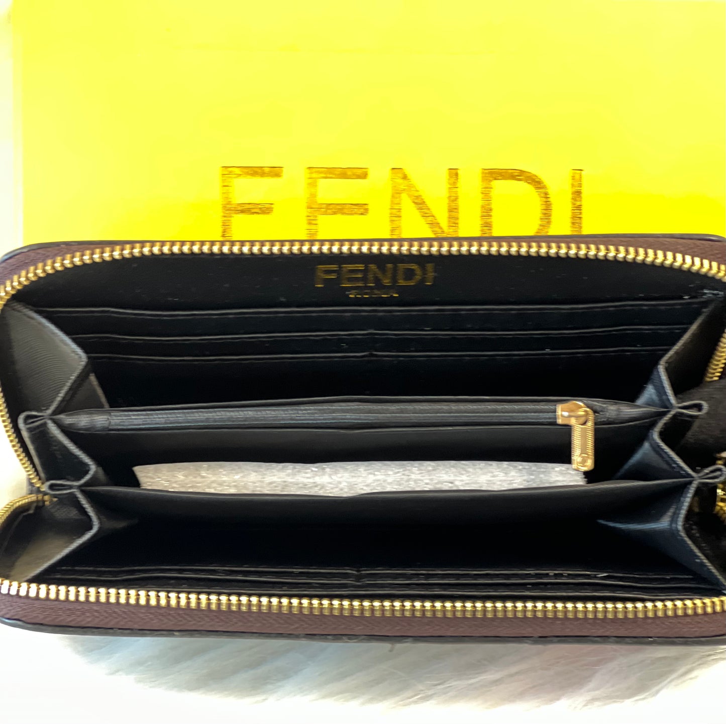 Fendi Wallet For Women ( With Box )
