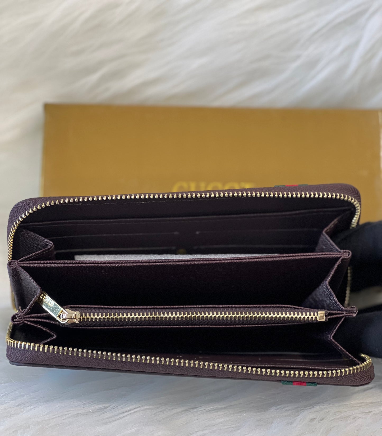 Stylish Gucci Wallet for Women ( With Box )