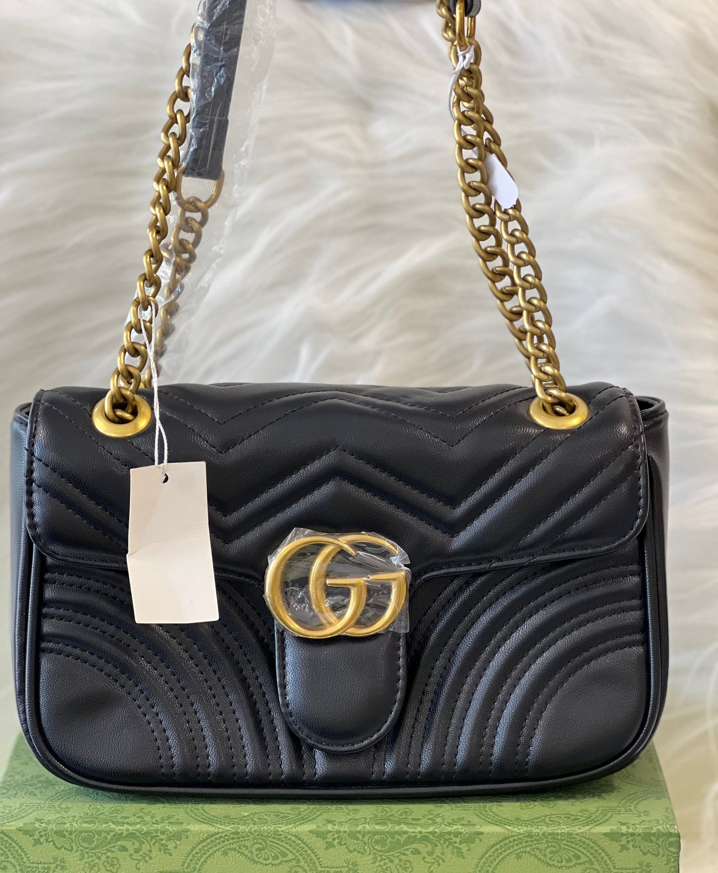 GUCCI BLACK LARGE SLING BAG ( WITH BOX )