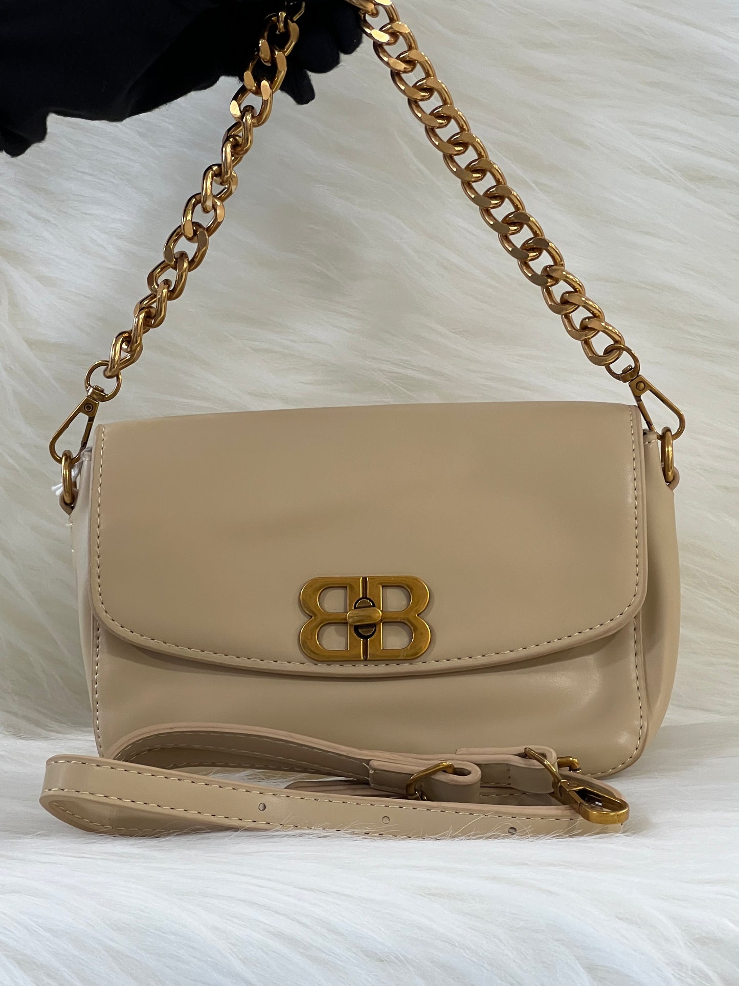CASUAL BAG BEIGE ( SLING BAG )
