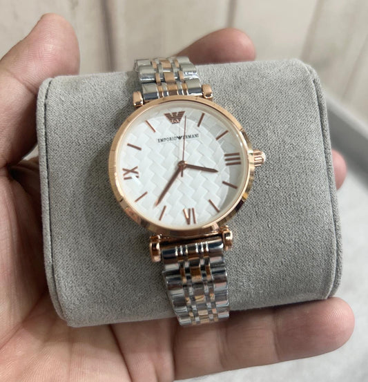 EMPORIO ARMANI WATCH  LADY'S WATCH (WITHOUT  BOX )