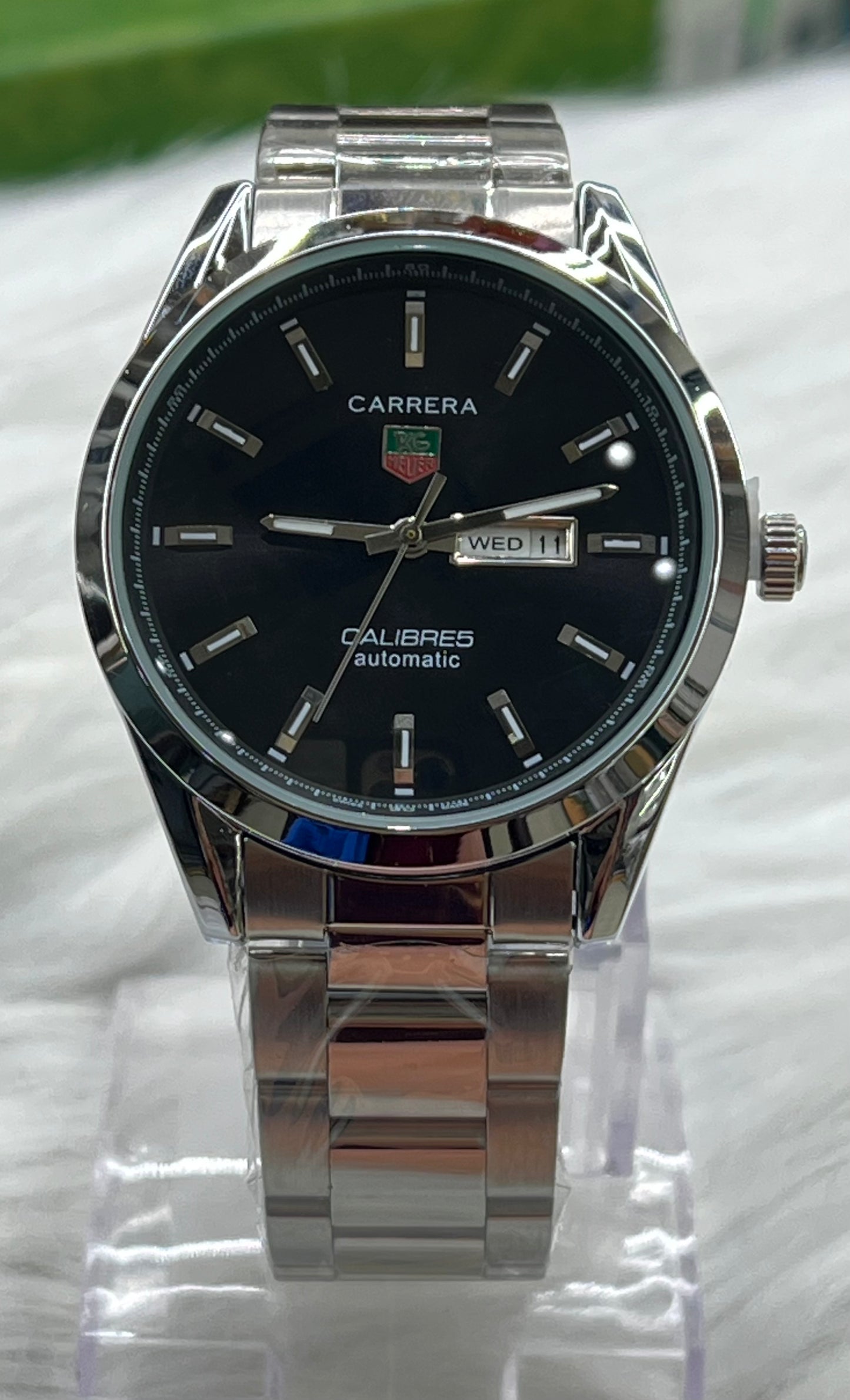 ECONOMICAL WRIST WATCHE'S TAGUEUR CARRERA