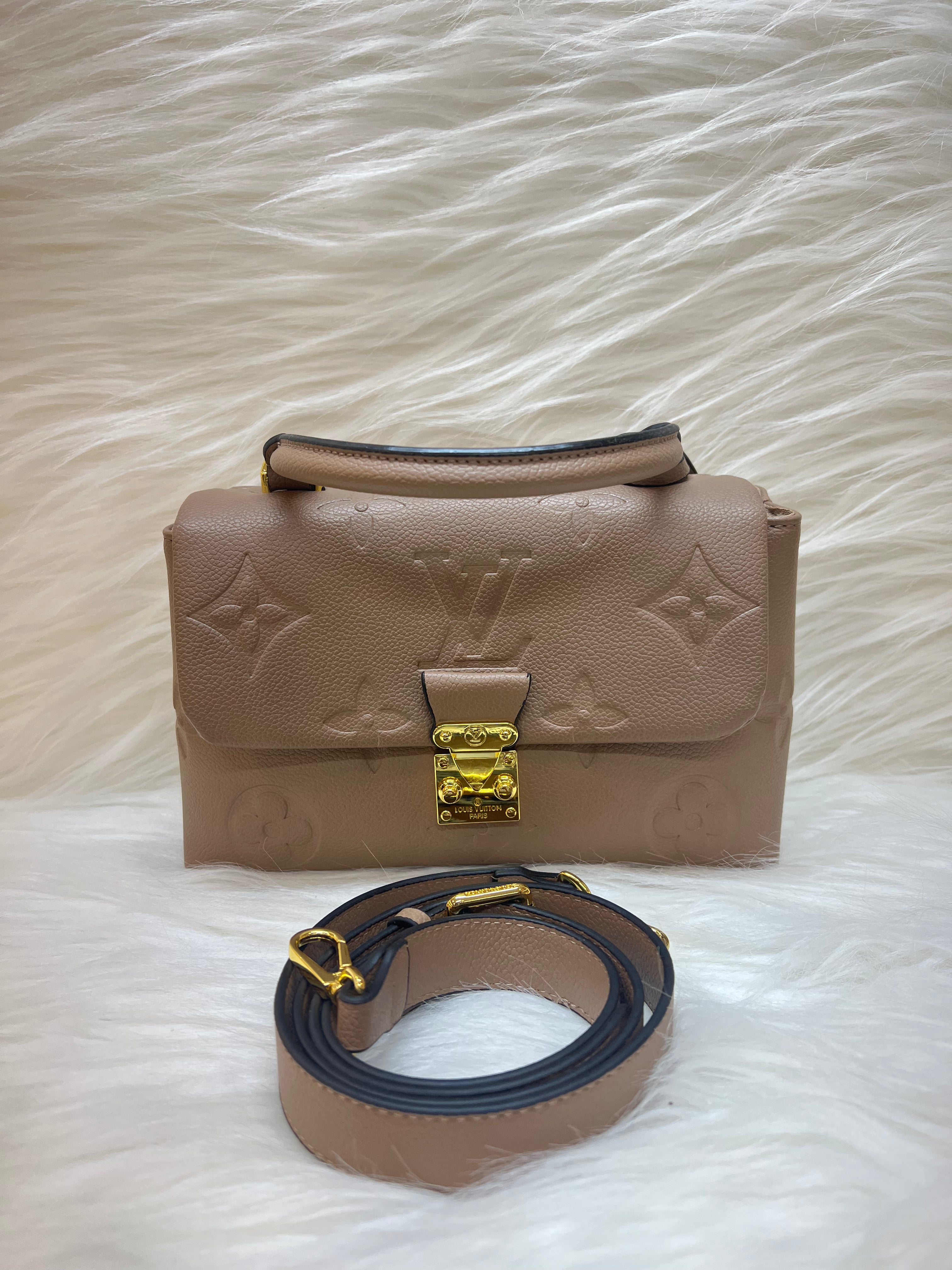 LV SUPER PREMIUM HAND BAG TBS-000161