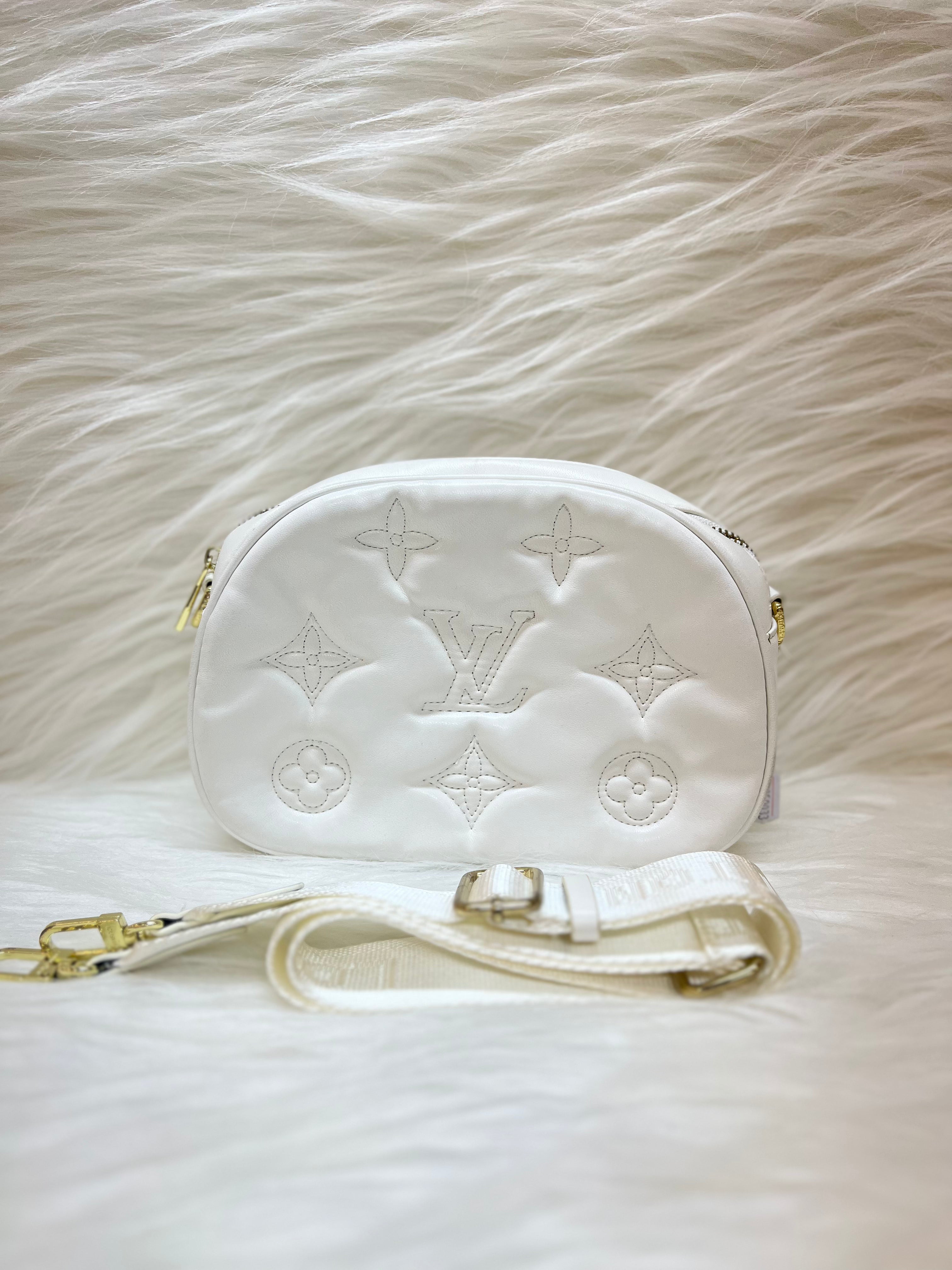 LV SUPER PREMIUM SLING BAG TBS-000162