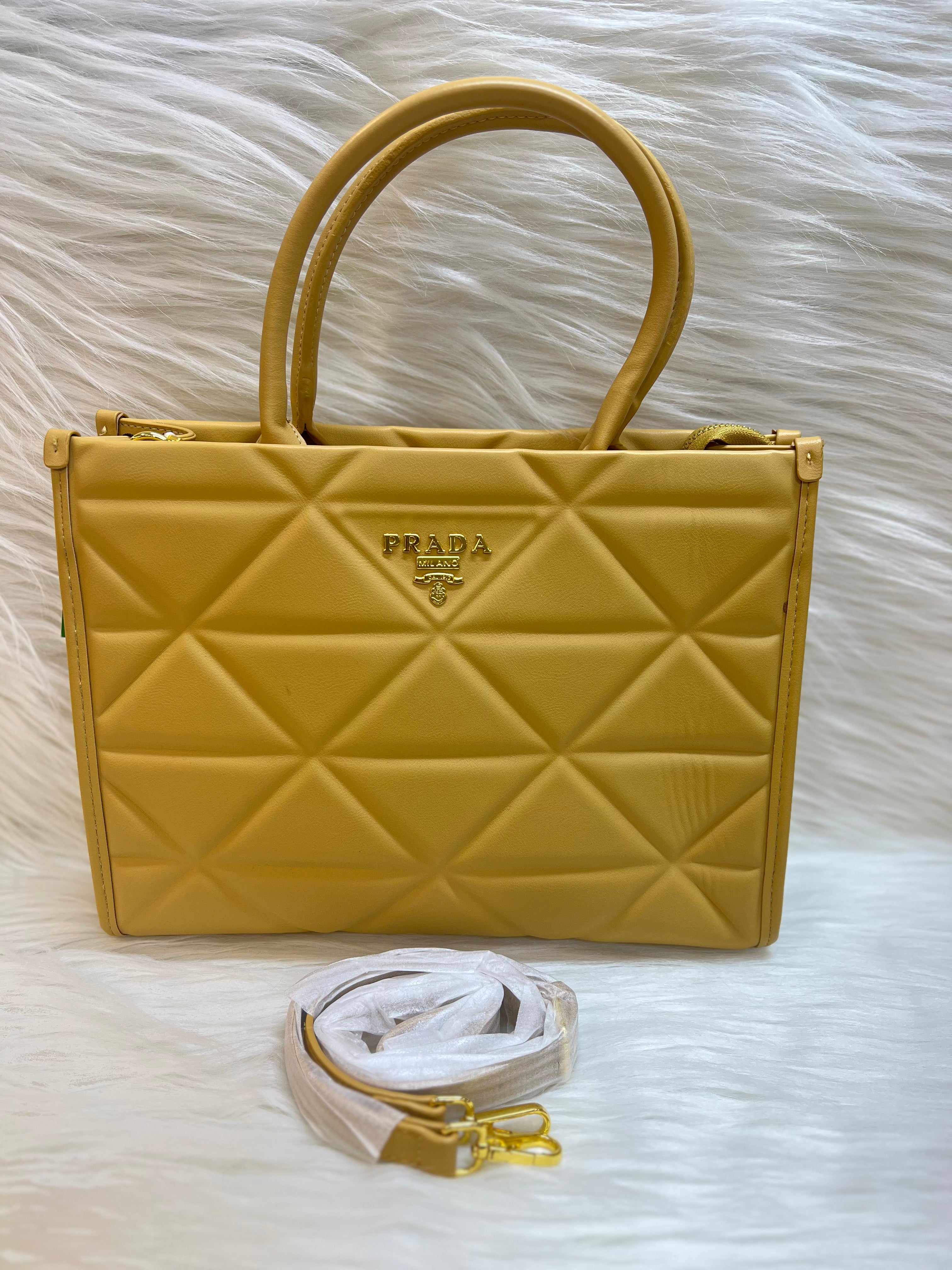 PRADA PREMIUM TOTE BAG TBS-000190