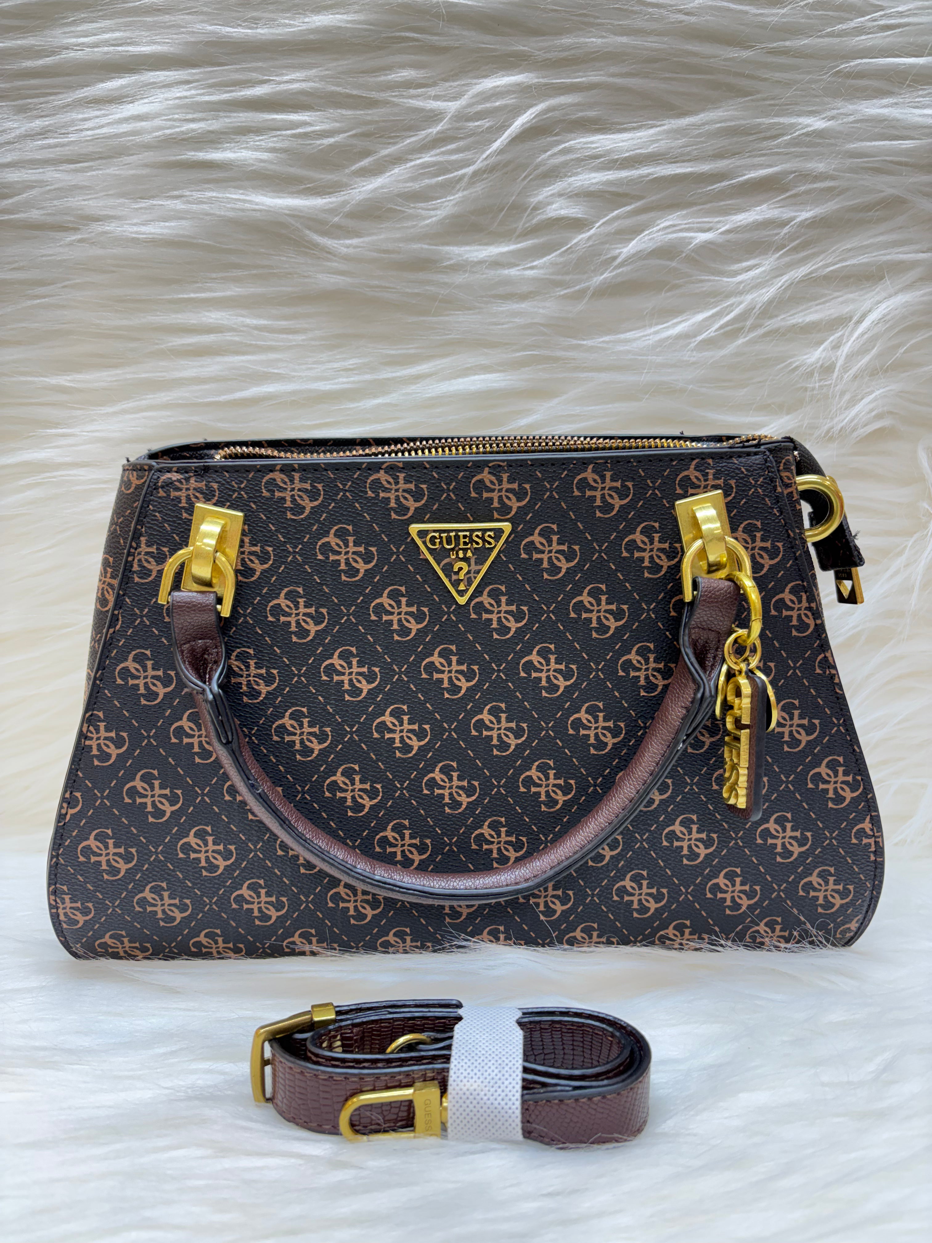 GUESS PREMIUM HAND  BAG TBS-000117