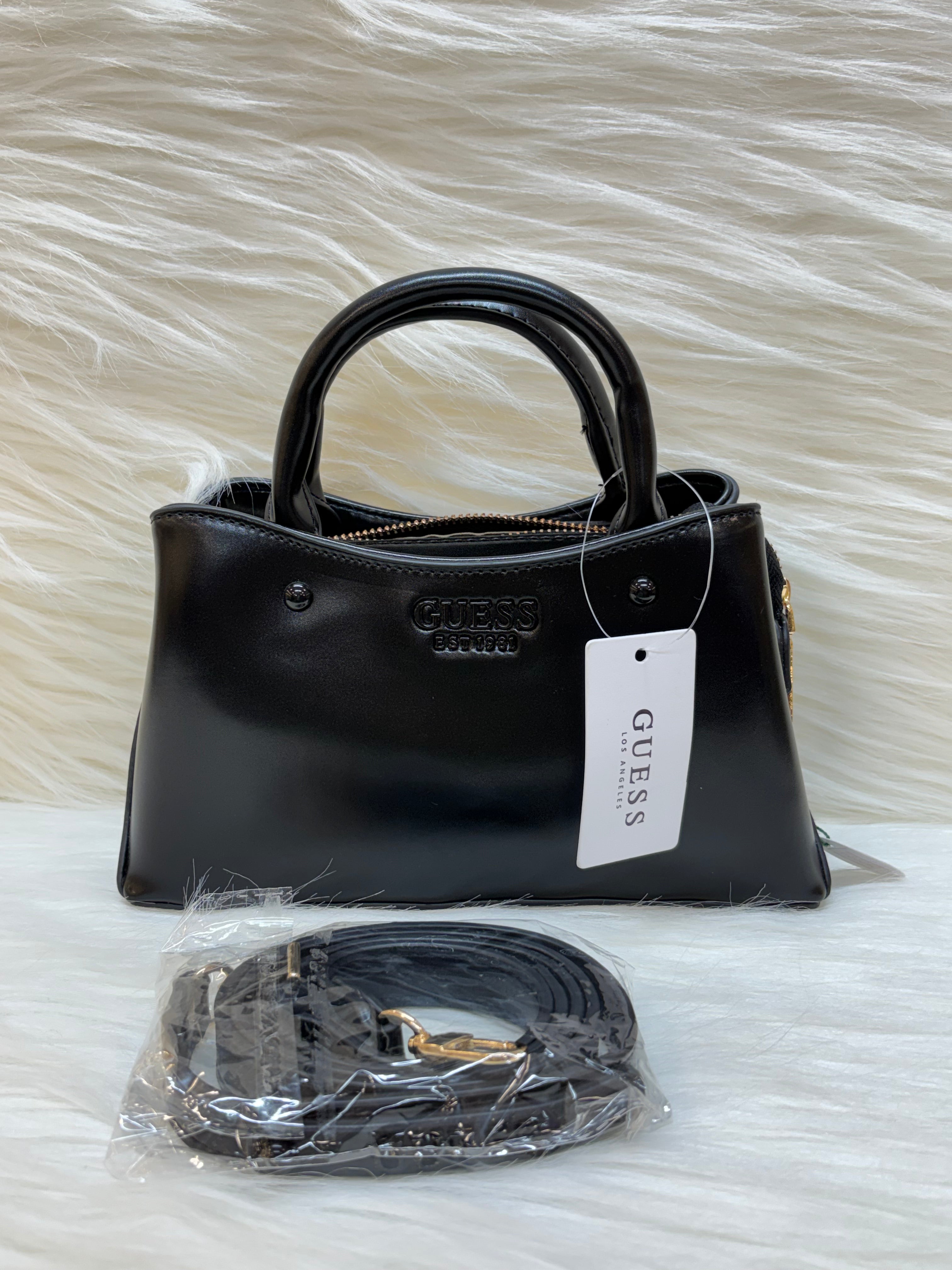 GUESS PREMIUM HAND BAG TBS-000116
