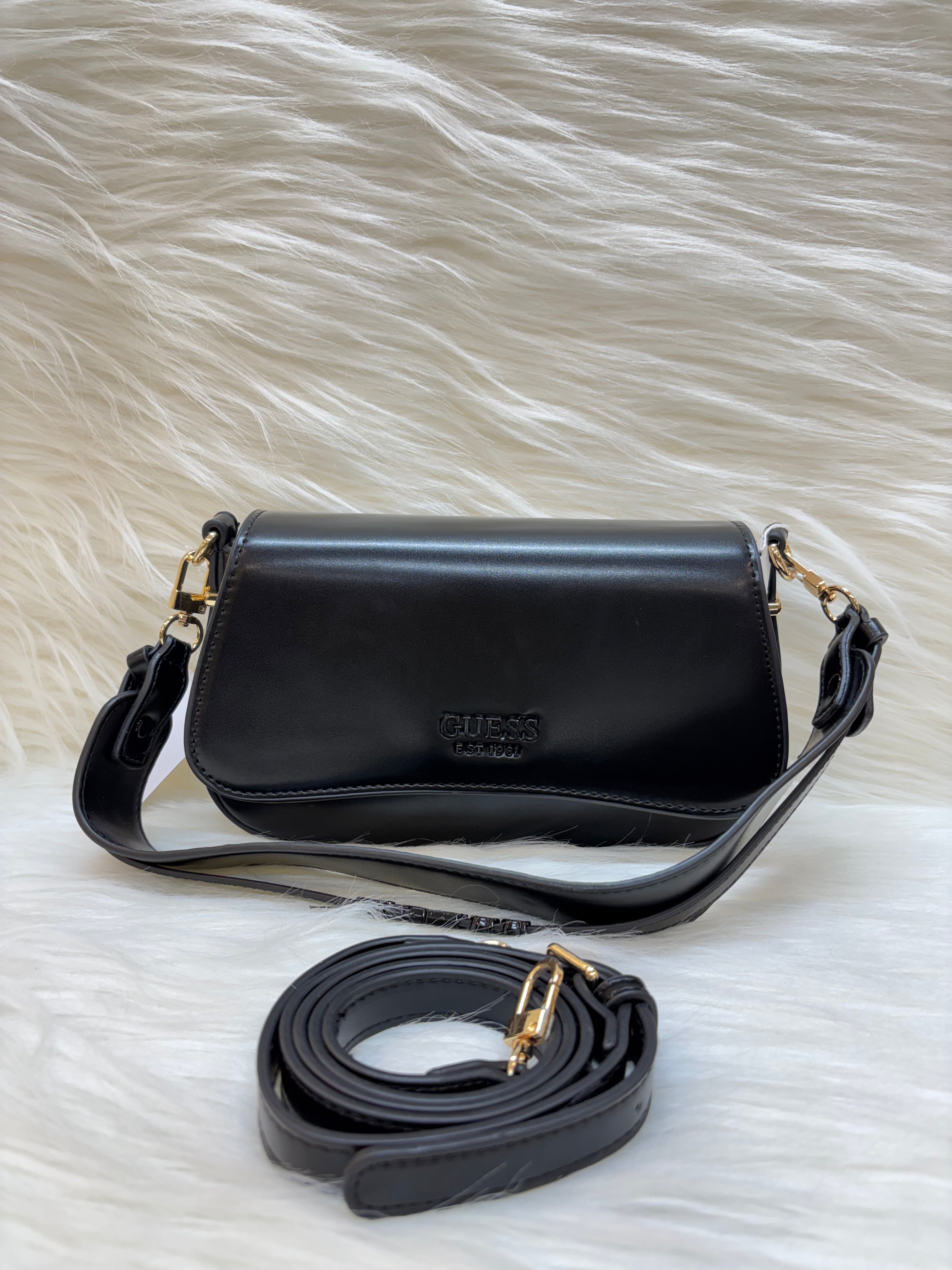 GUESS PREMIUM SLING BAG TBS-000111