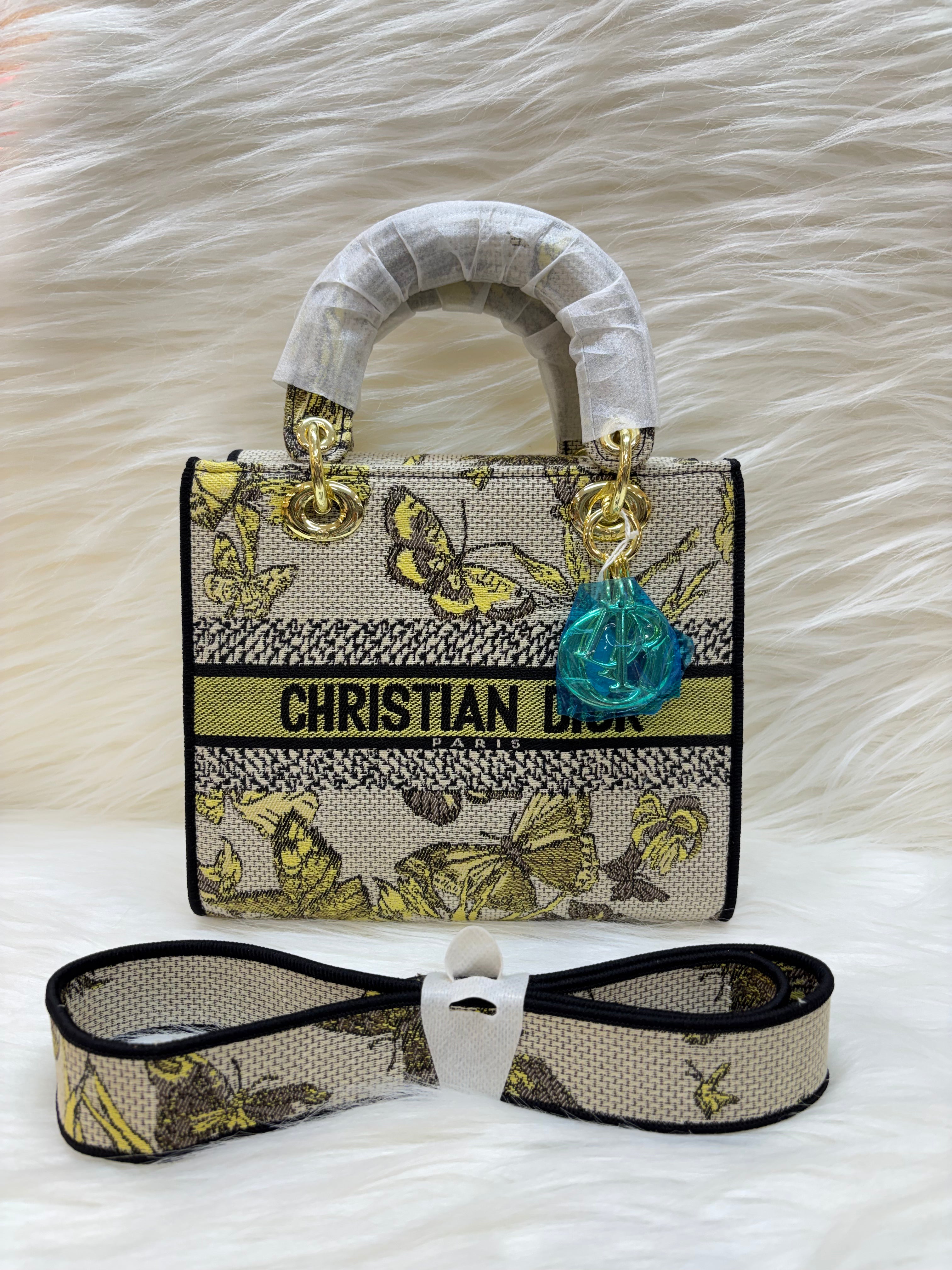 DIOR SUPER PREMIUM HAND  BAG TBS-000144