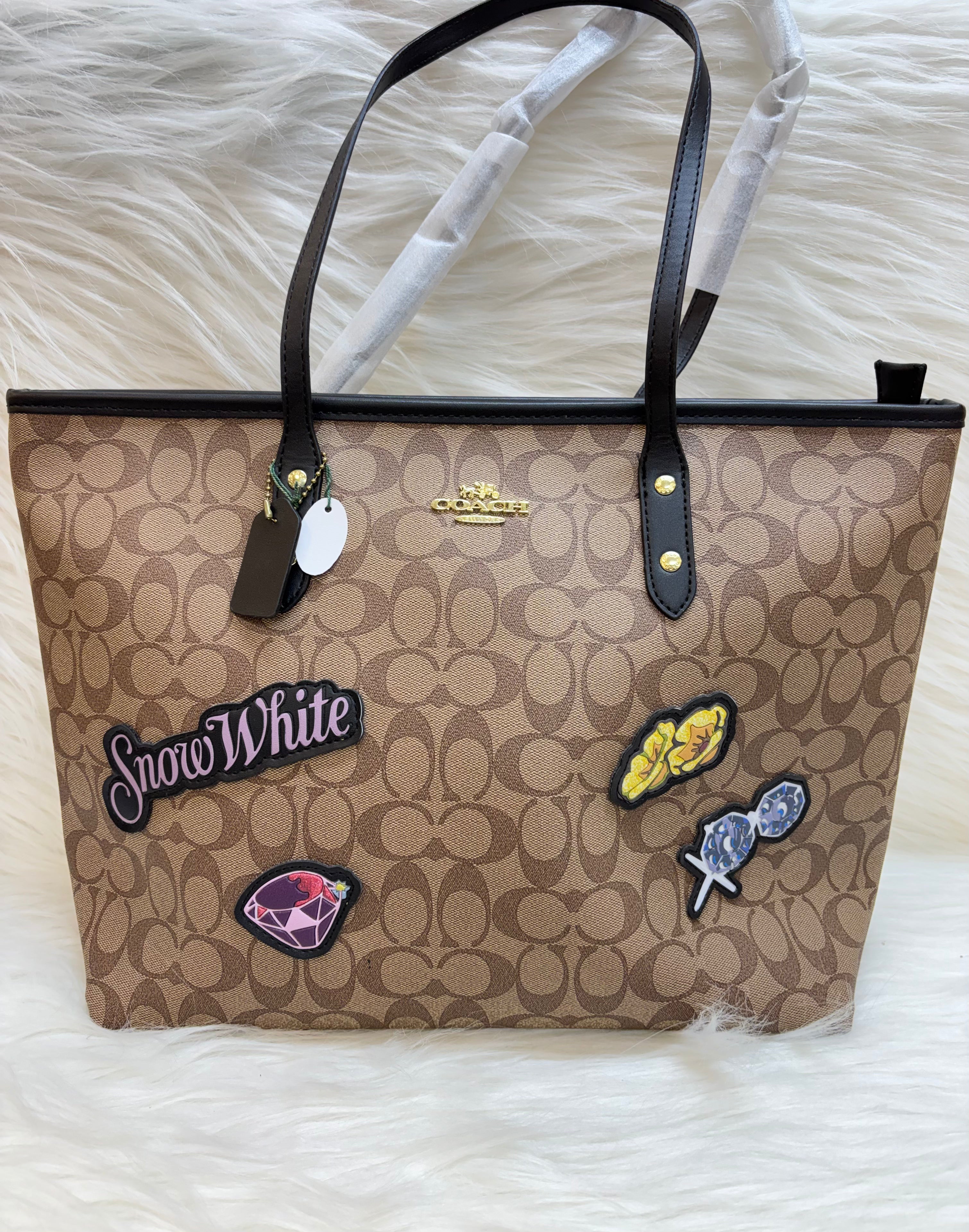 COACH PREMIUM TOTE BAG TBS-000299