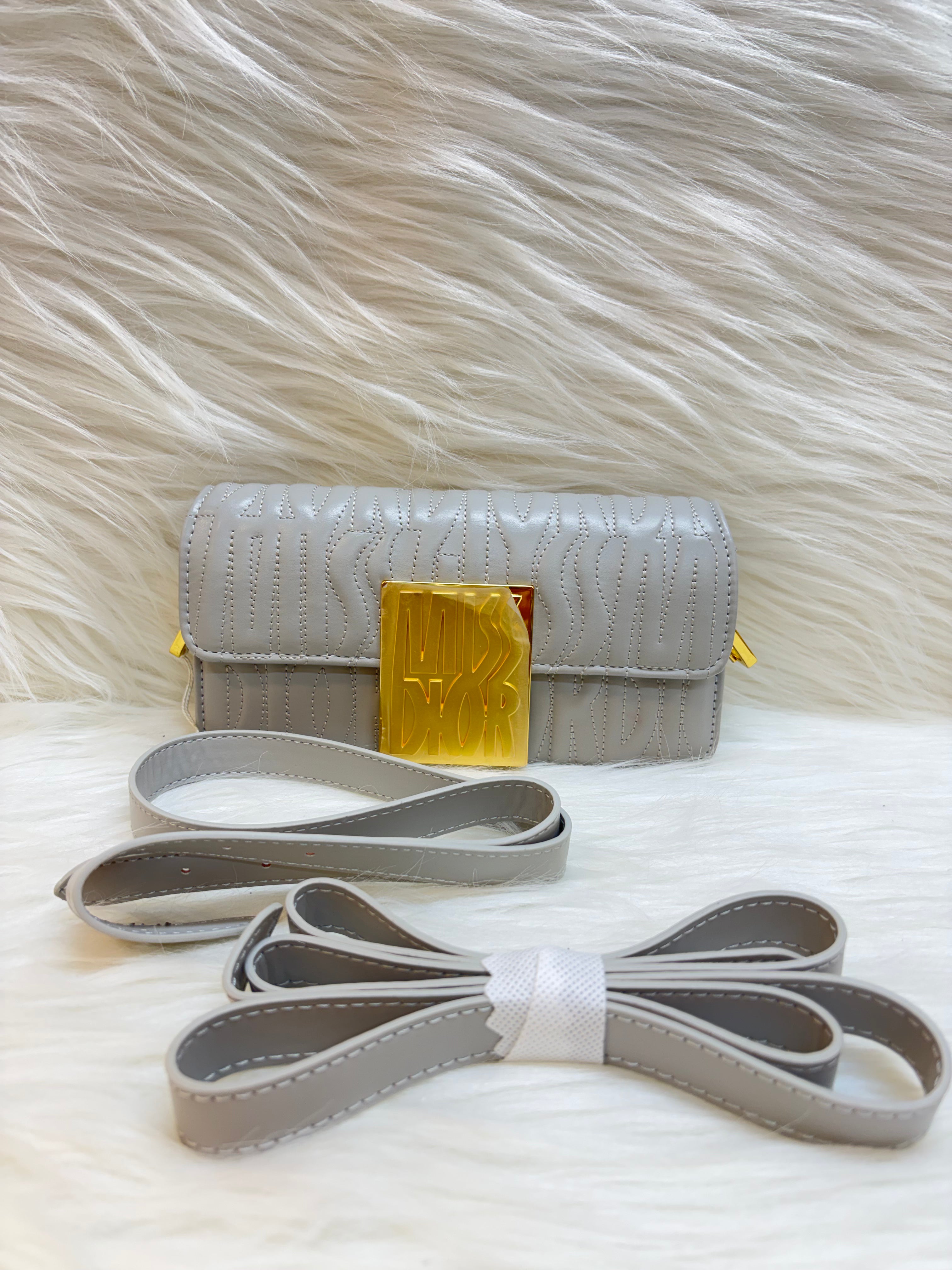 MISS DIOR PREMIUM SLING BAG TBS-000251