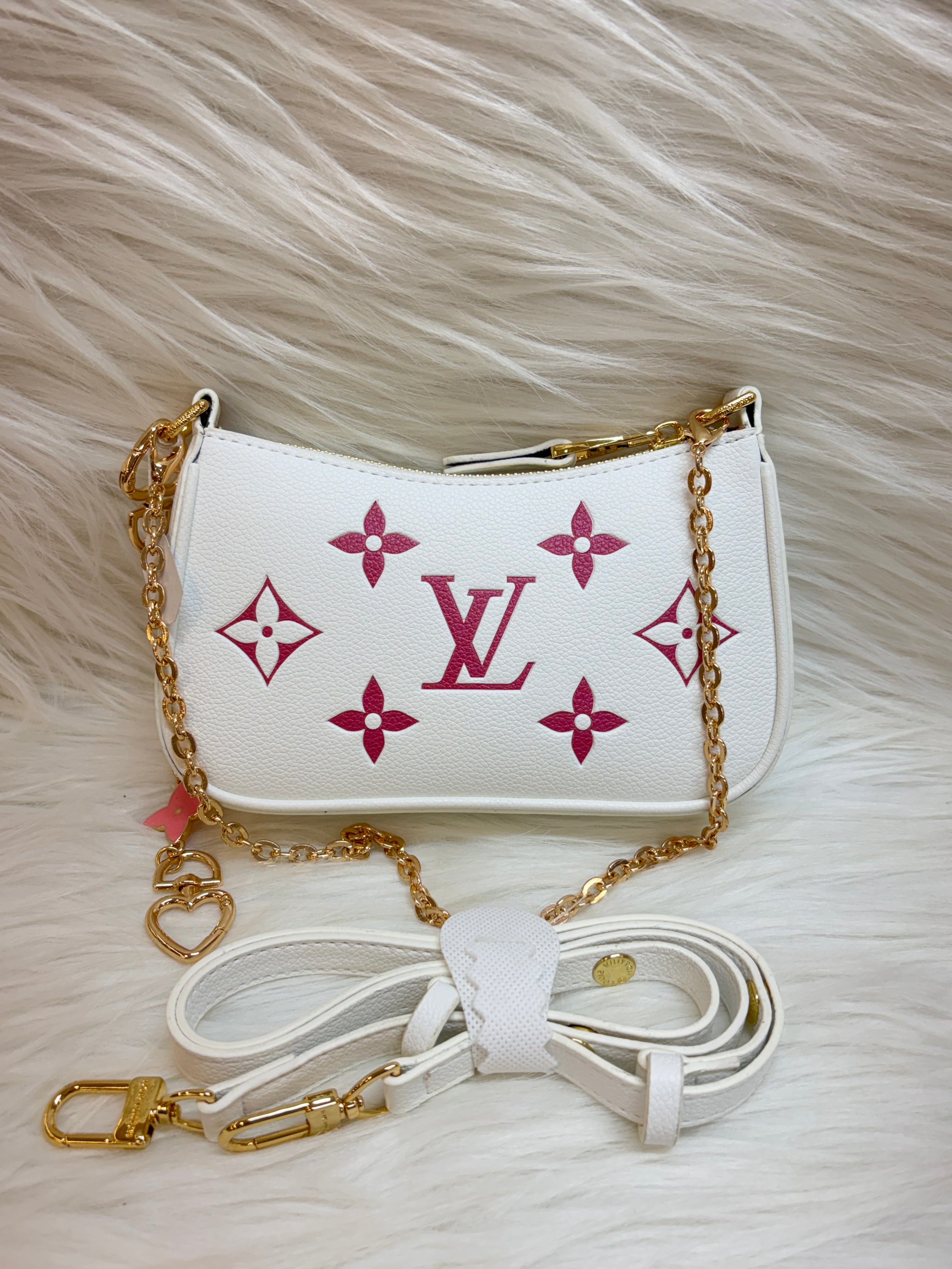 LV PREMIUM SLING BAG TBS-000260