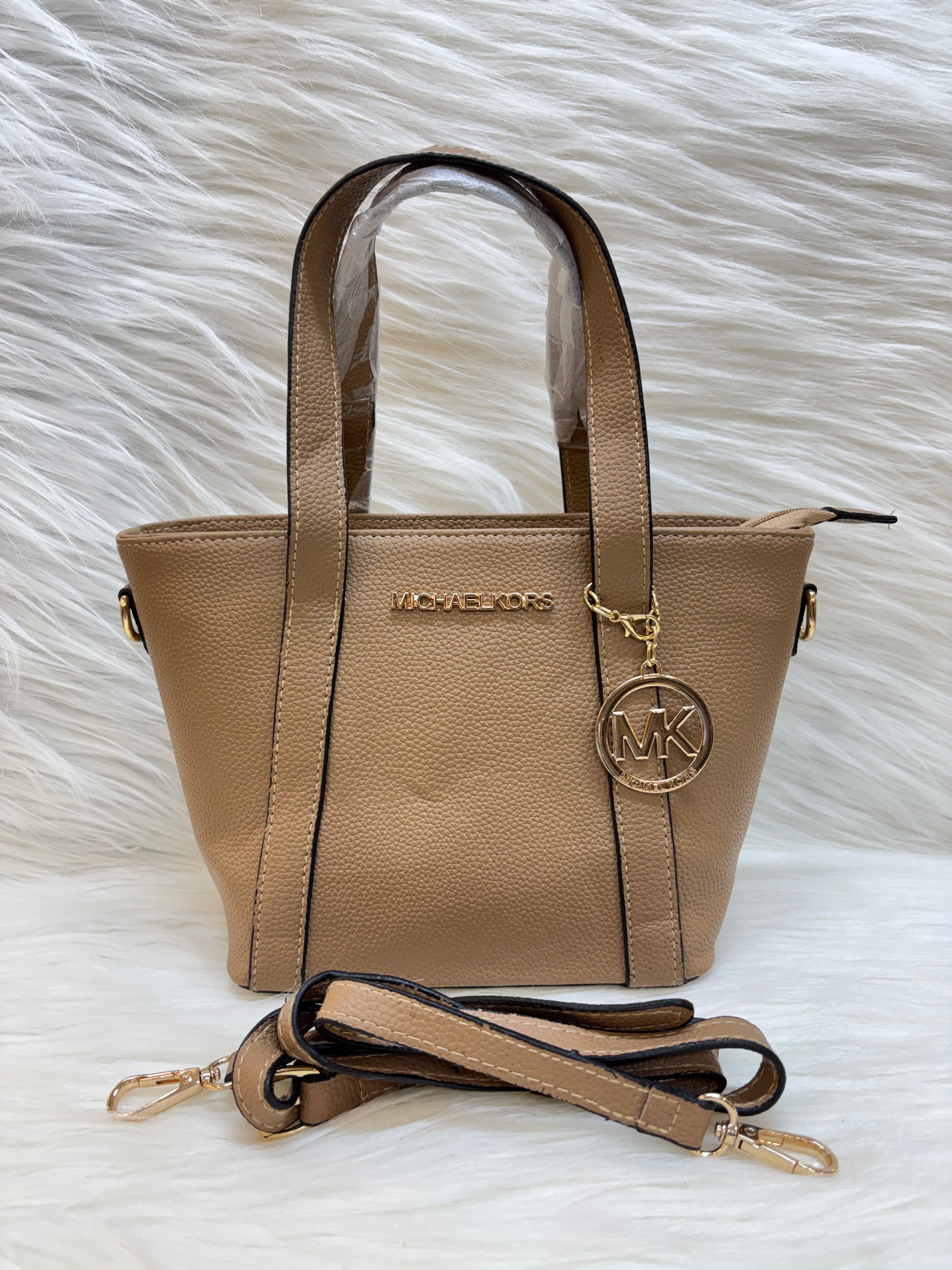 COACH IMPORTED BAG SLING BAG TBS-16