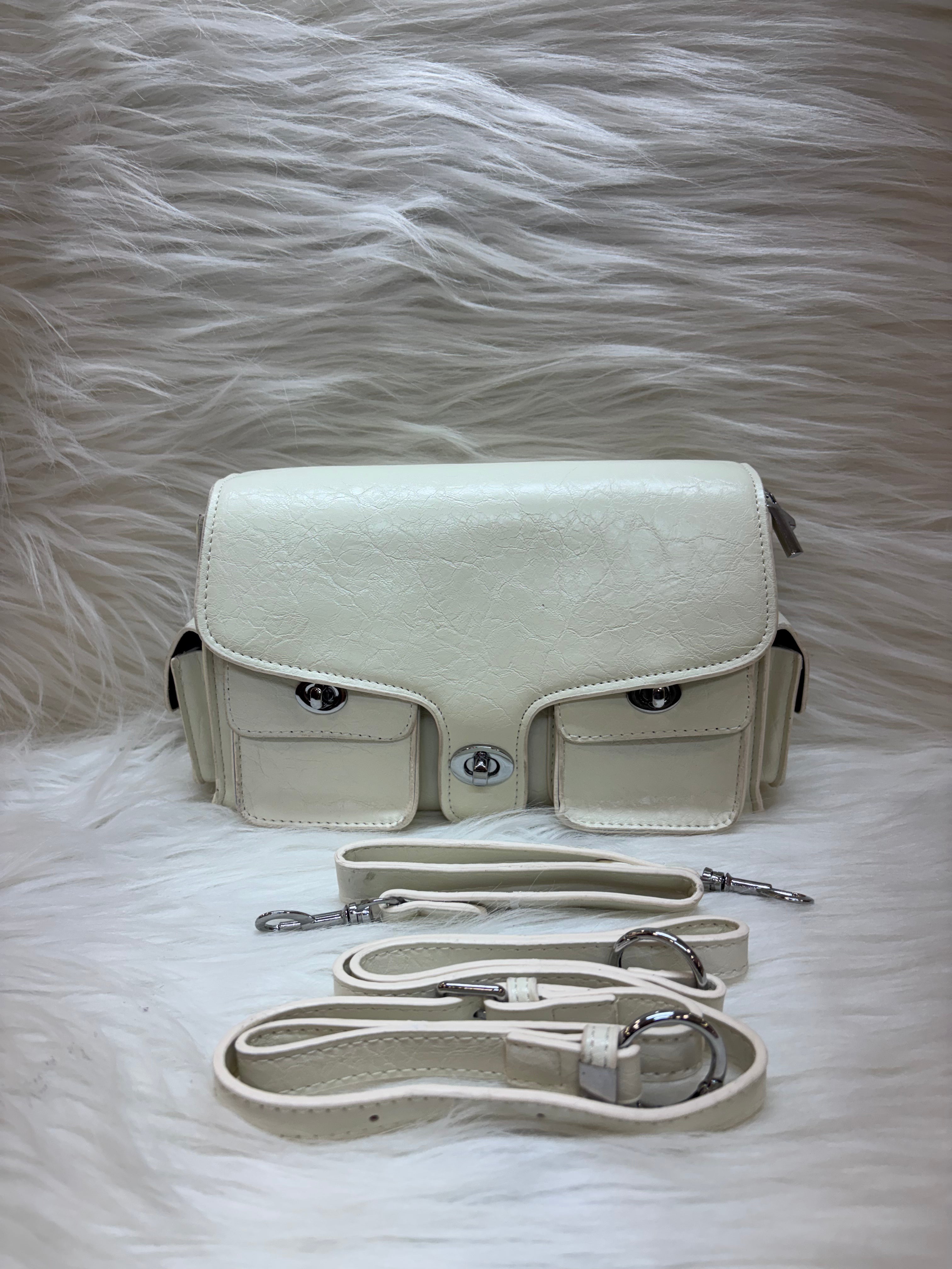 LEATHER IMPORTED SHOULDER BAG TBS-36 WHITE