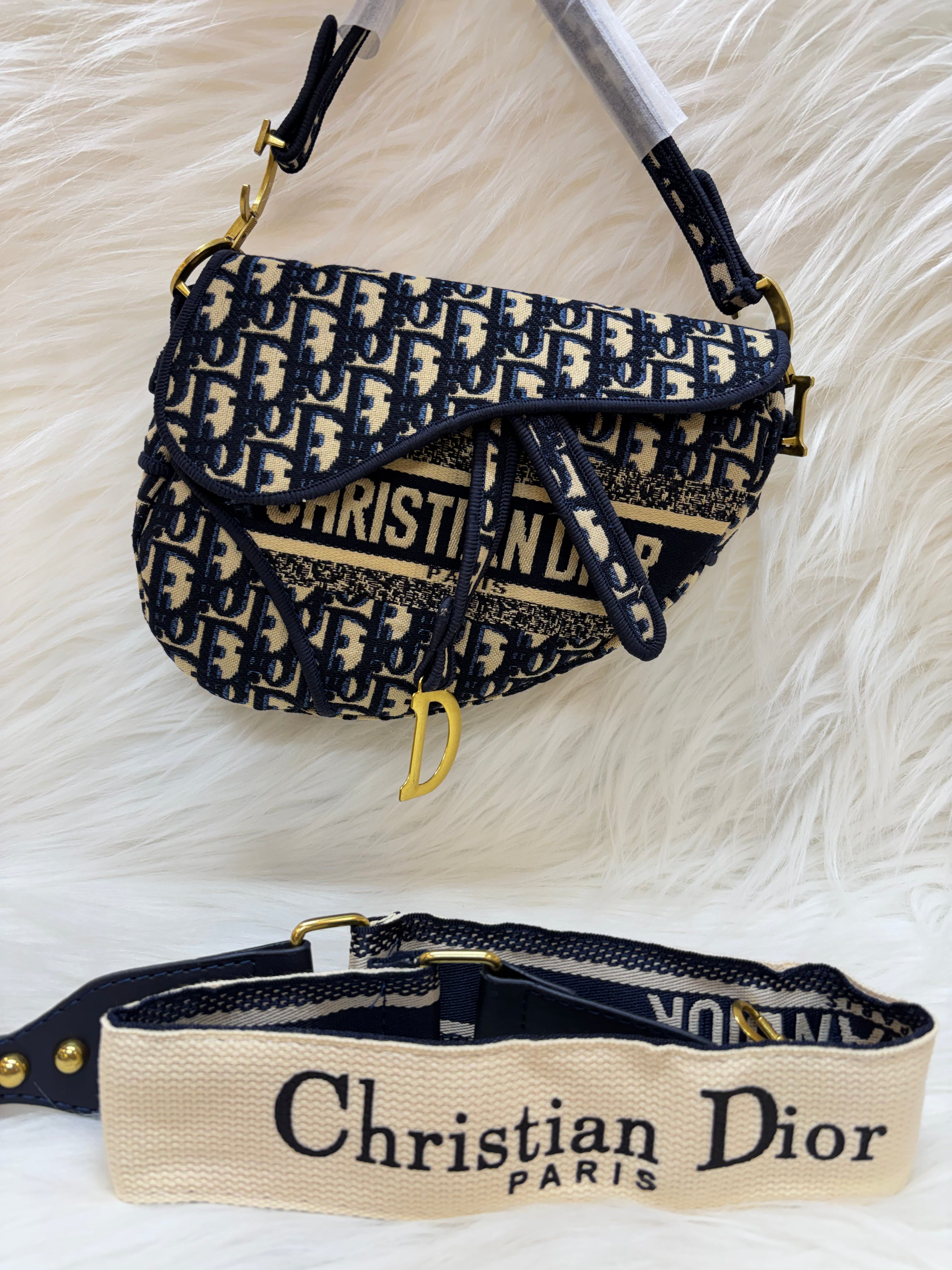 CHRISTAN DIOR PREMIUM SADDLE BAG TBS-320