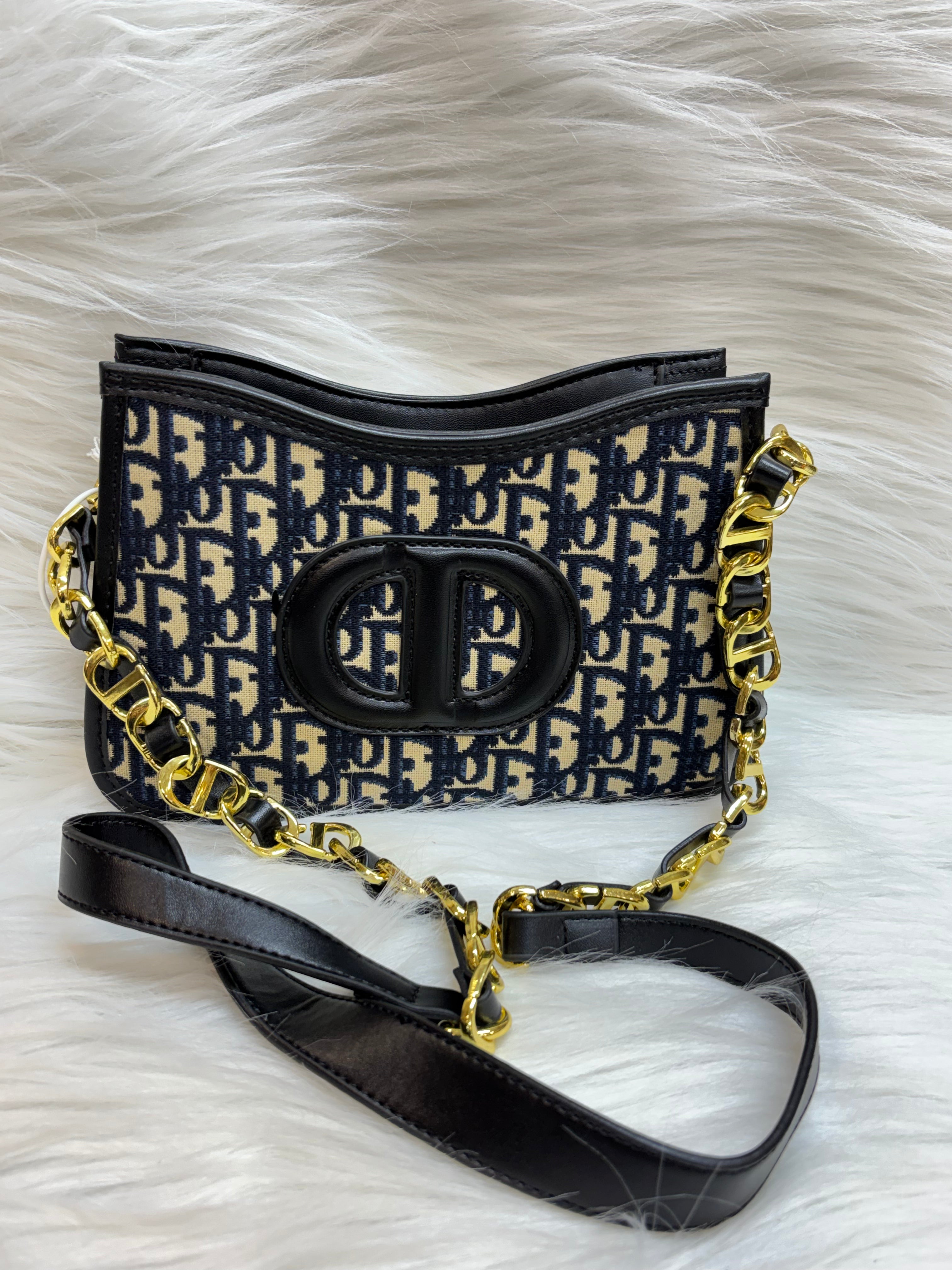 CHRISTAN DIOR PREMIUM SLING BAG TBS-00331 BLACK