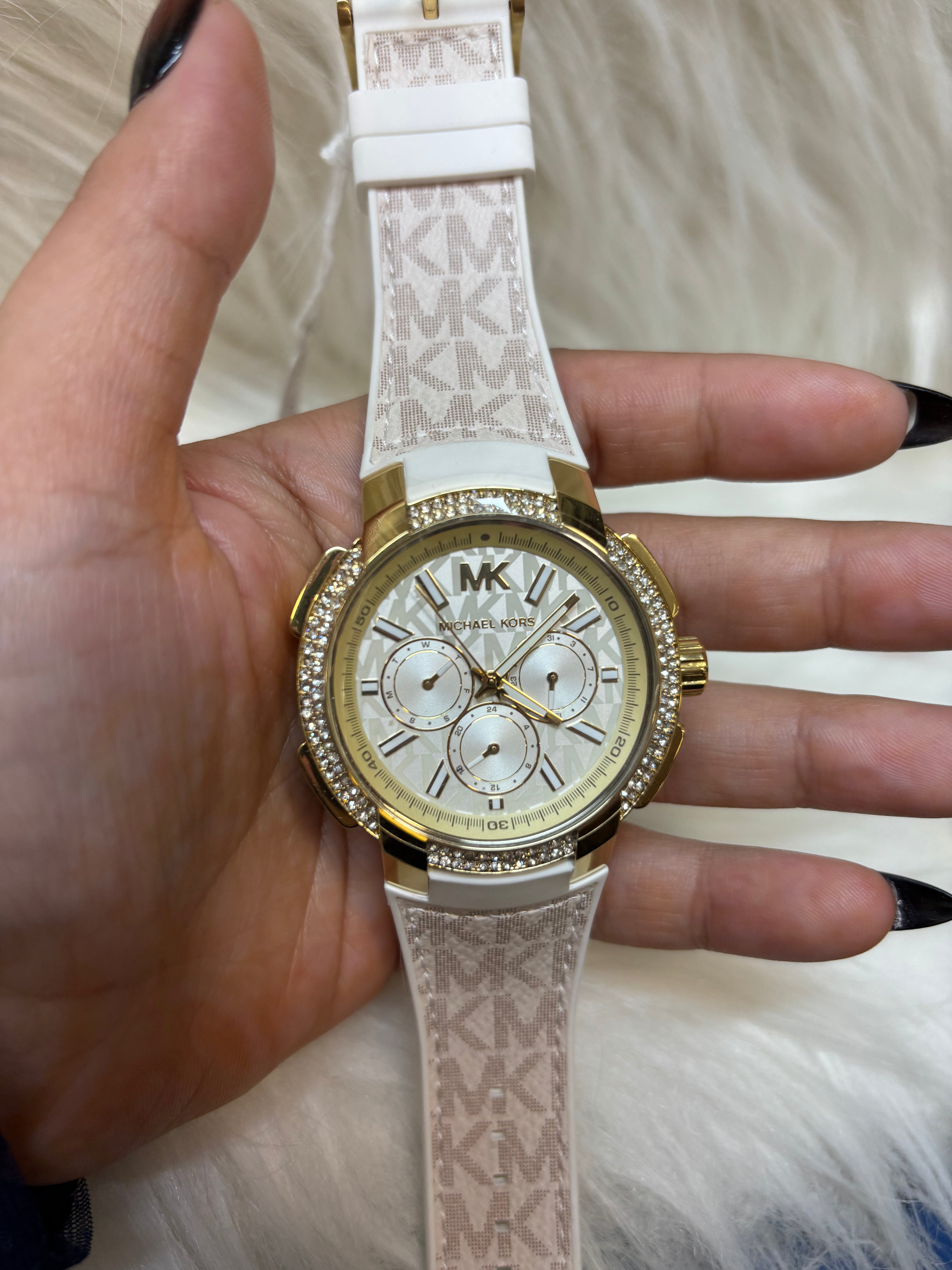 MICHEAL KORS LADIES SUPER PREMIUM WATCH TBS-W37 WHITE STRAP