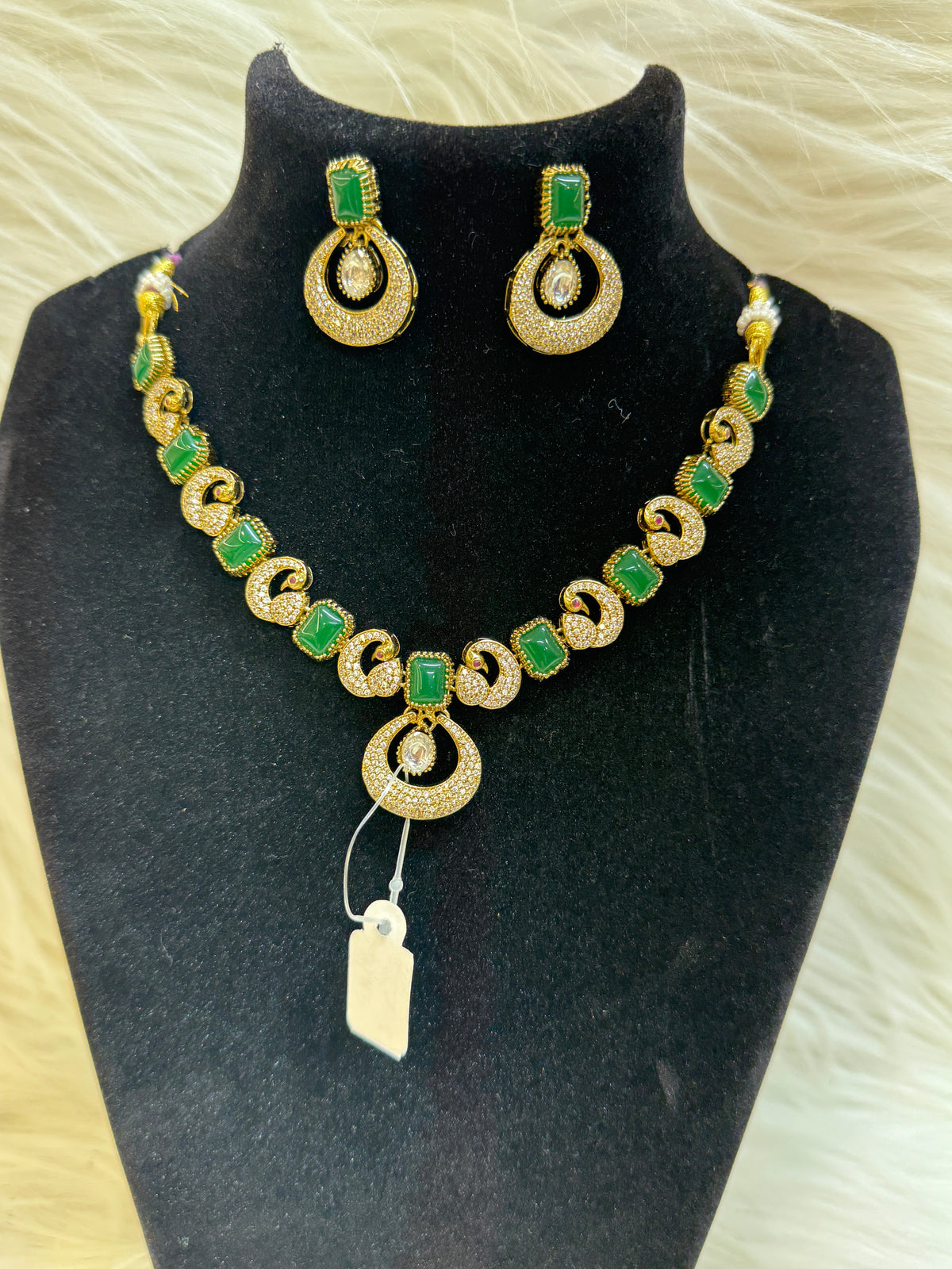 ELEGANT GOLD PLATED EMERALD GREEN CZ PEACOCK NECKLACE SET WITH MATCHING EARRINGS -TBS-07