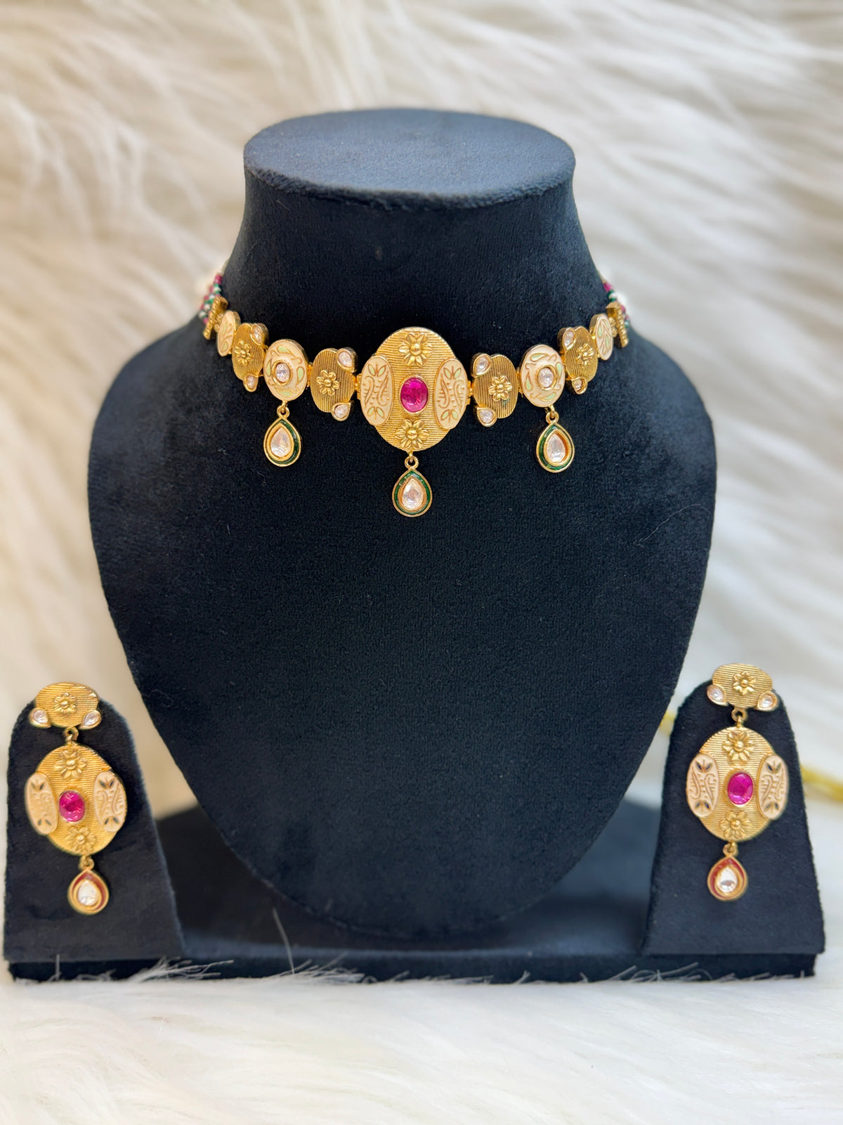ANTIQUE GOLD PLATED MEENAKARI CHOKER SET -PINK KUNDAN WITH EARRINS TBS-24