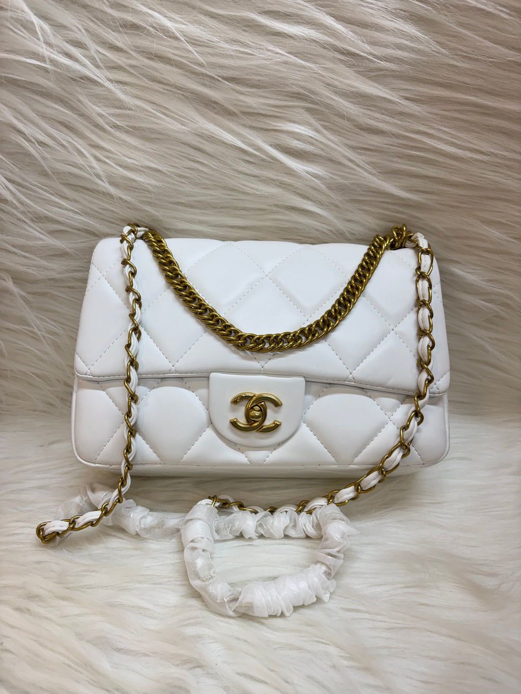 CHANEL PRMIUM HAND BAG TBS-B000462 WHITE