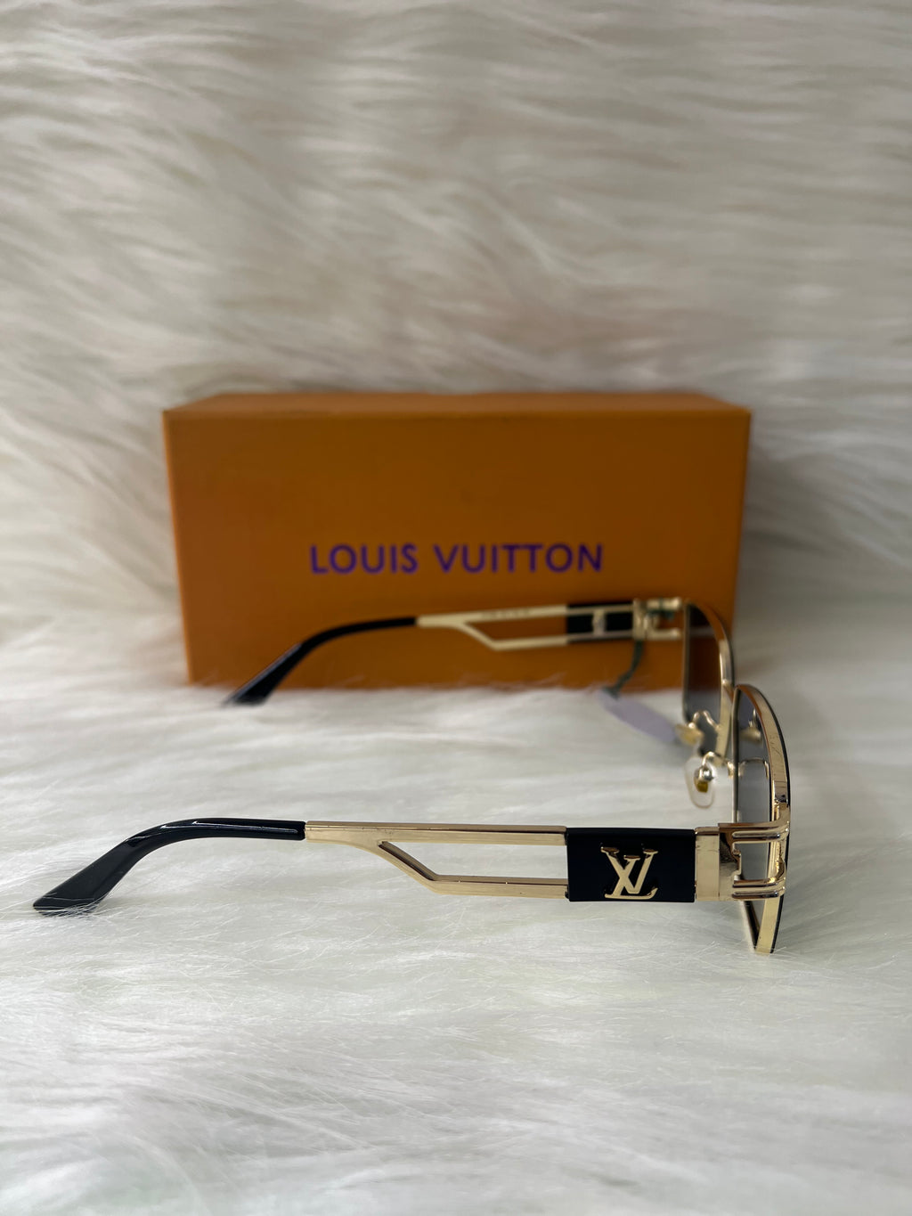 LV SHADE/SUNGLASSES TBS-E14 BLACK