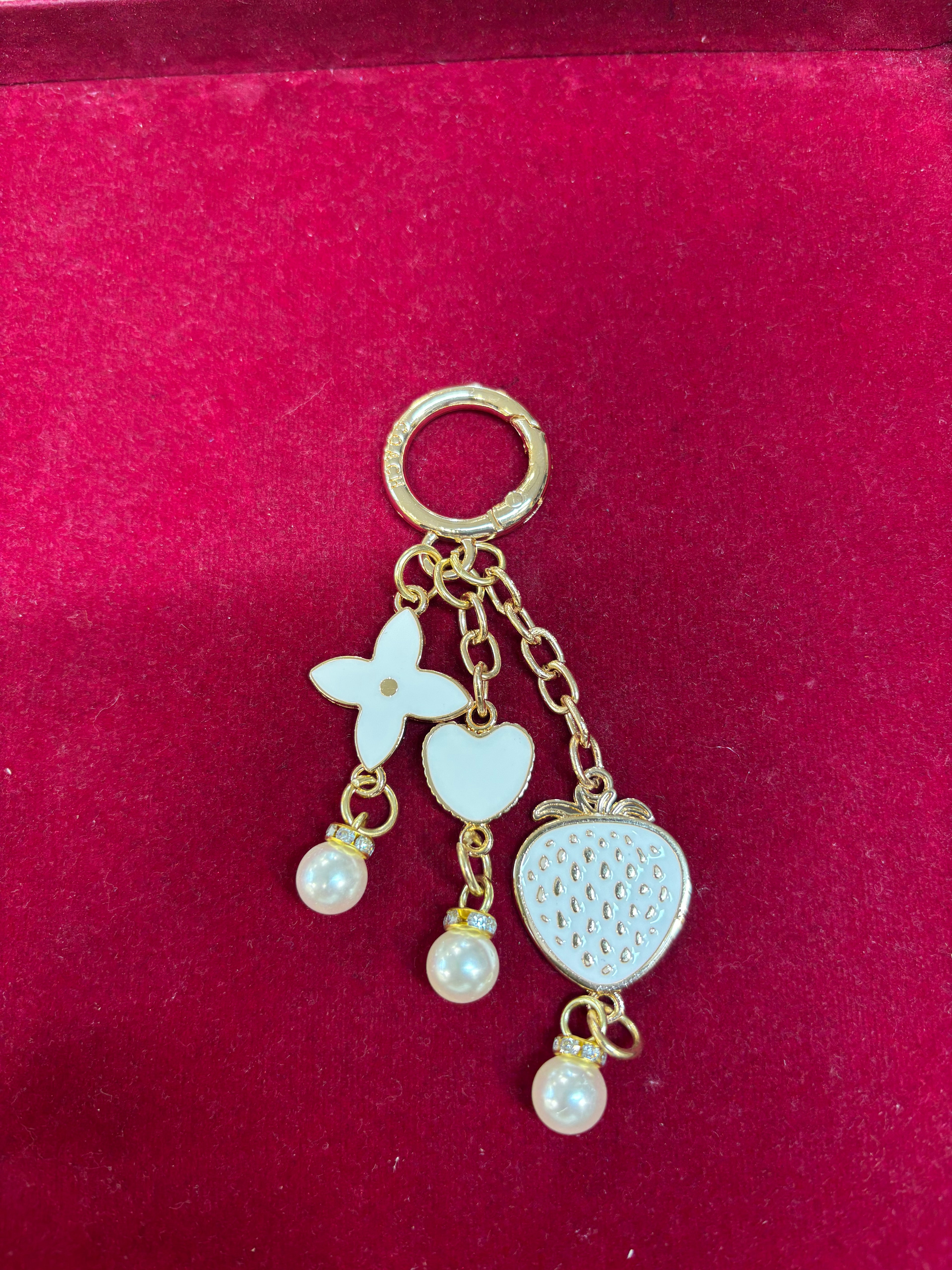 STRAWBERRY CHARM TBS-CHARM3