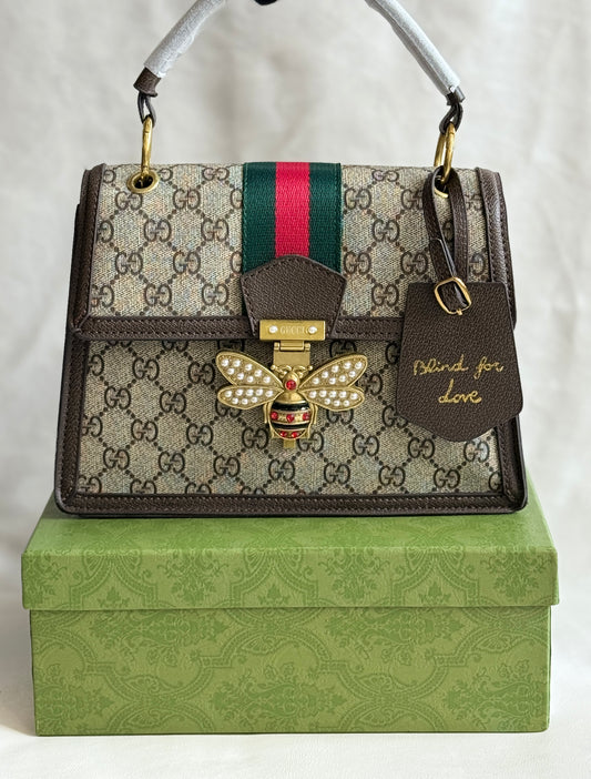 GUCCI QUEEN MARGARET GG SUPREME HANDBAG ( WITH BOX )
