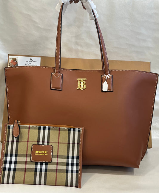 BURBERRY BROWN WITH SMALL POCKET TOTE BAG ( WITH BOX )