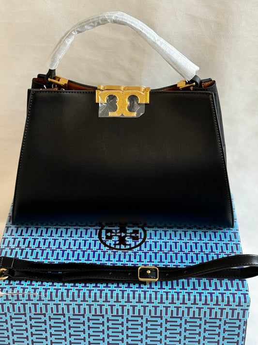 FENDI  BLACK  COLOR HAND  BAG ( WITH BOX )