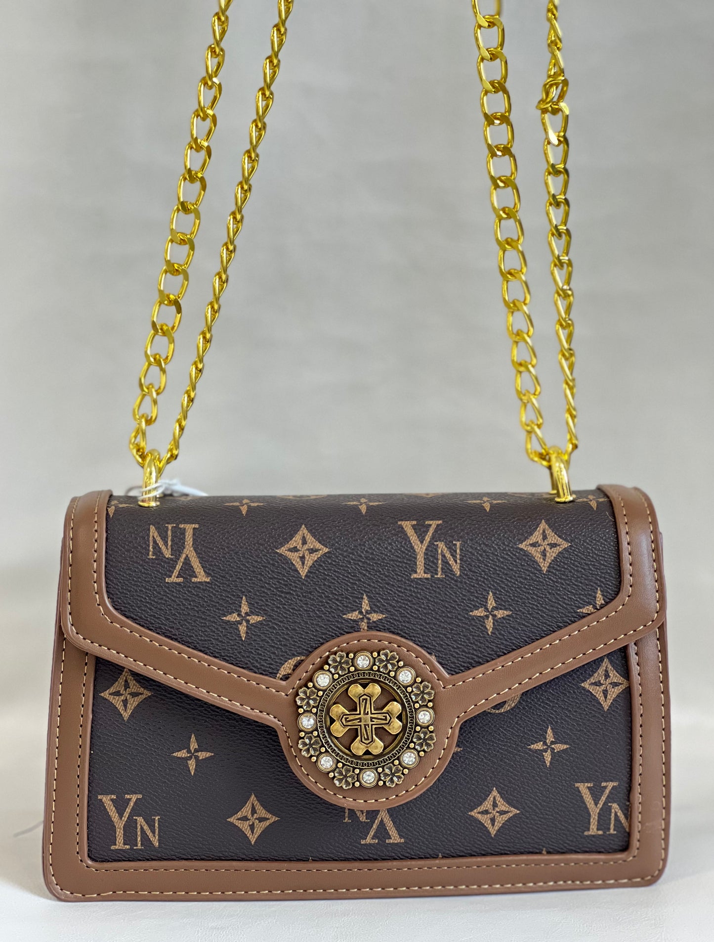 LV  BROWN CASUAL BAG ( SLING BAG )