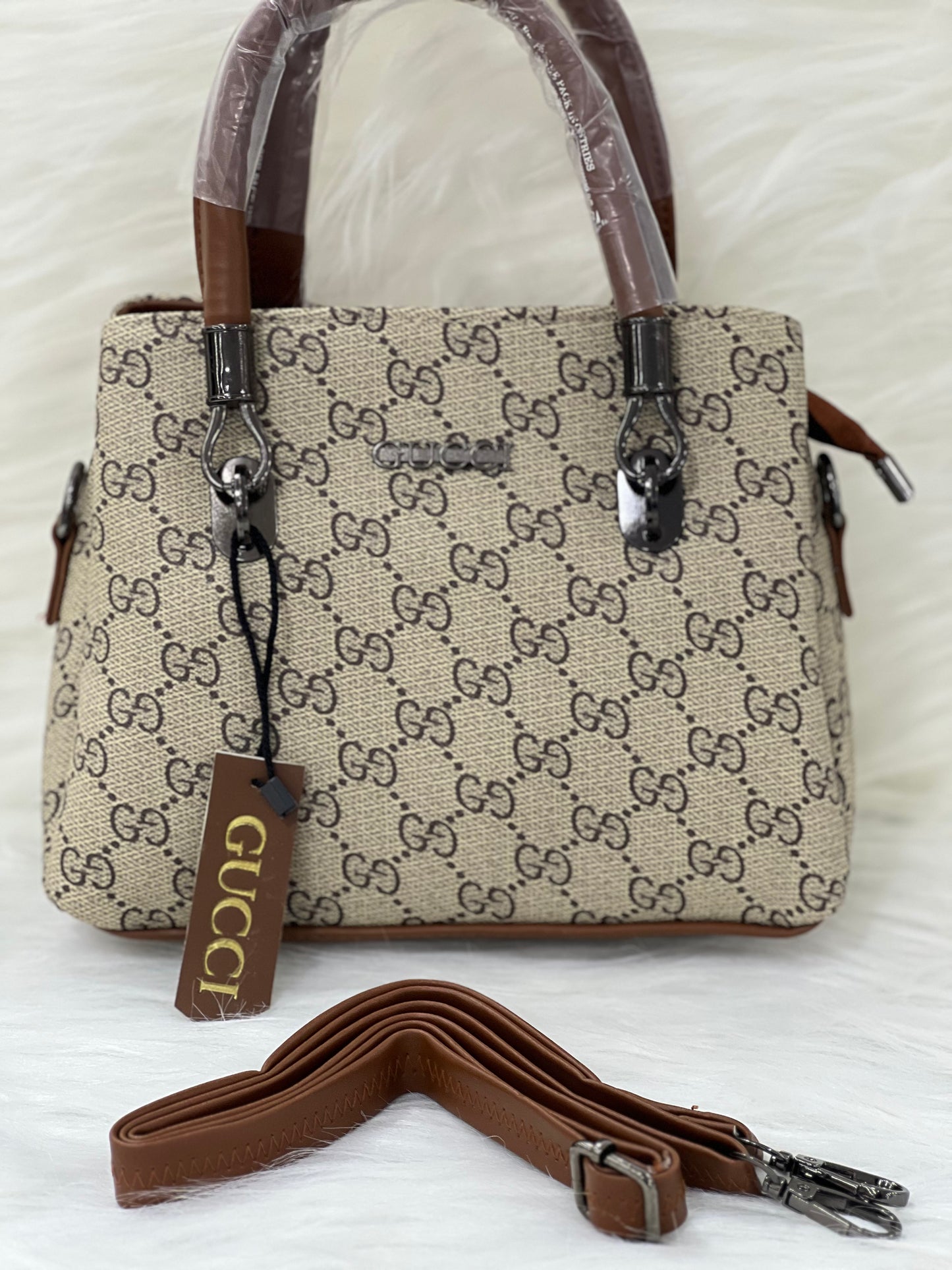GUCCI COFFEE BROWN CASUAL BAG ( SMALL HAND BAG )