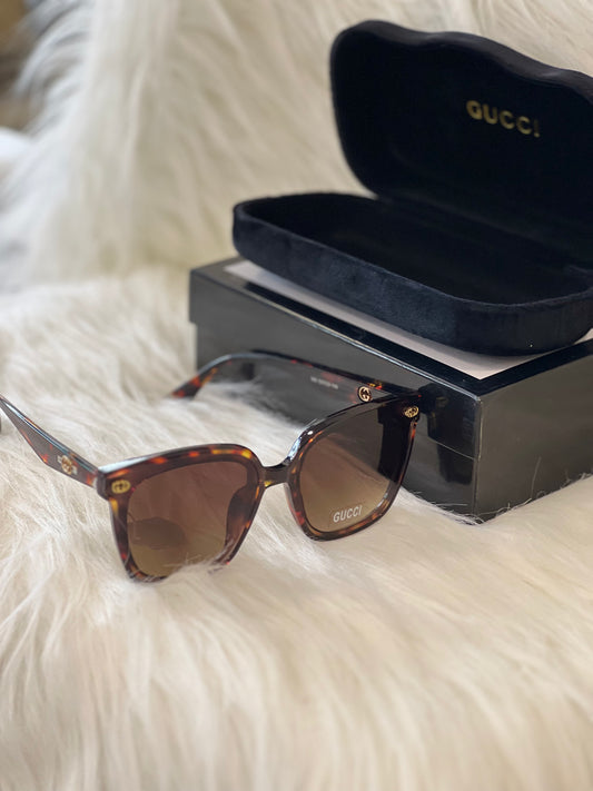 GUCCI SUNGLASSES ( WITH BOX )