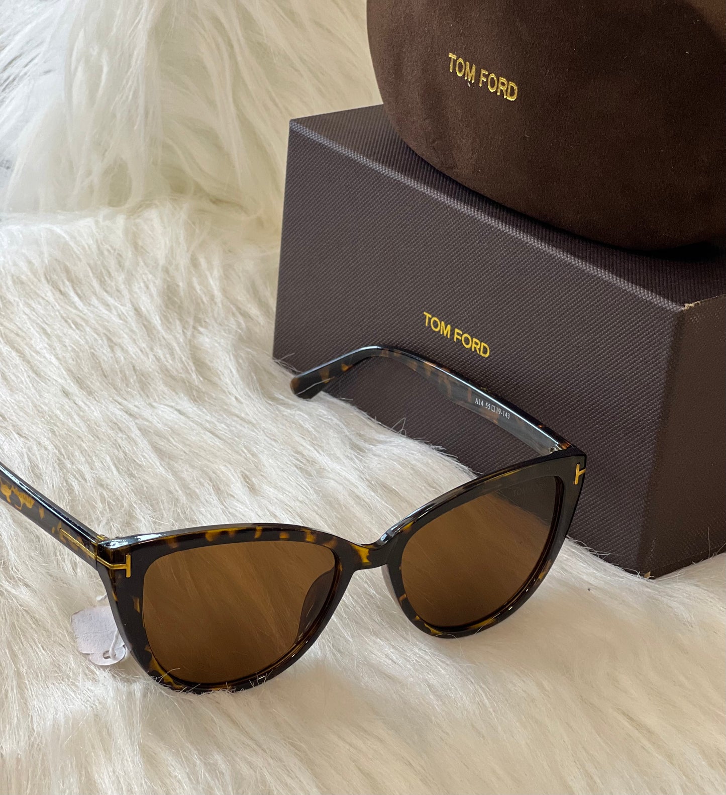 TOM FORD SUNGLASSES ( WITH BOX )