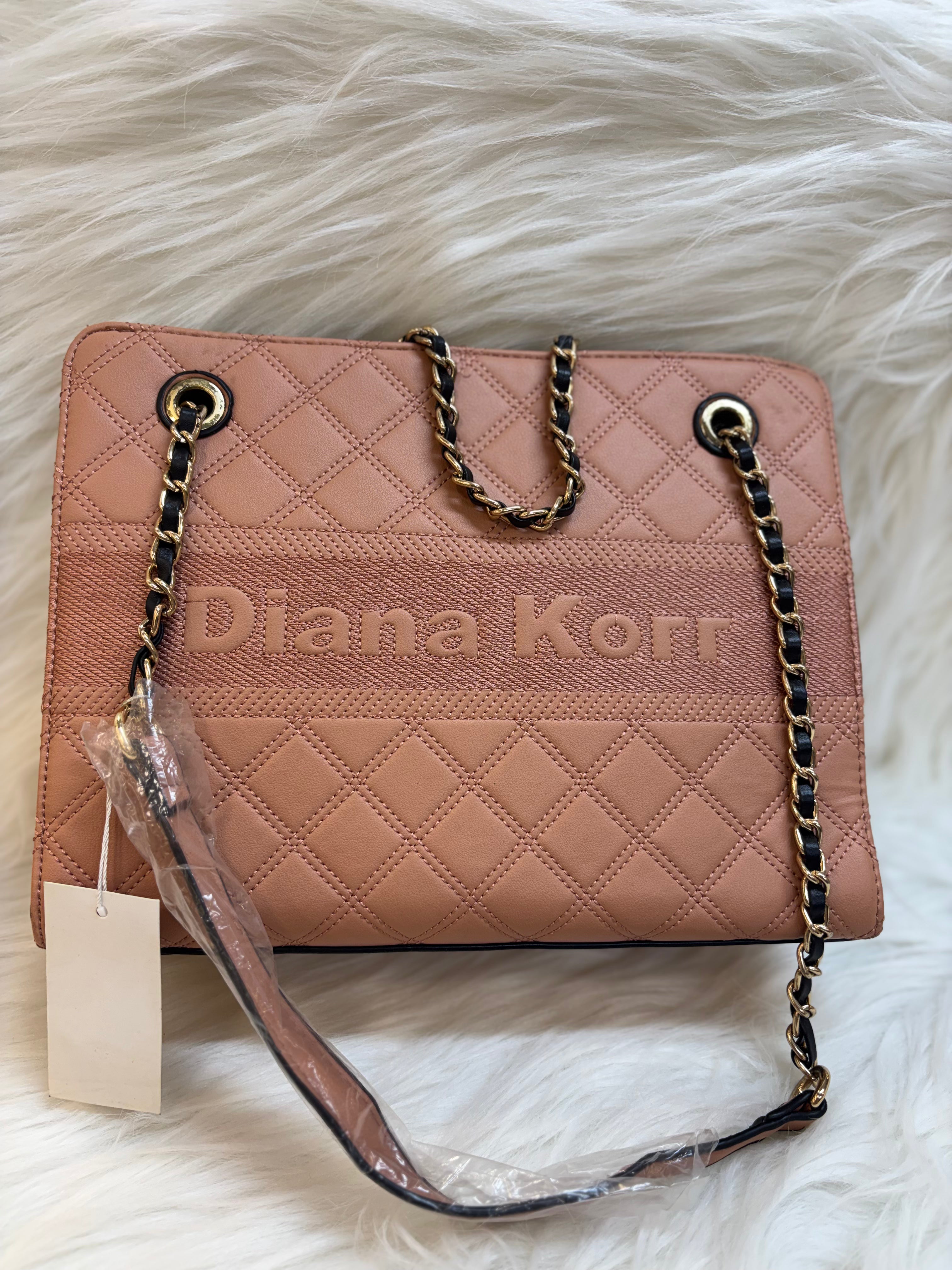 DIANA KORR PEACH QUILTED MEDIUM TOTE BAG WITH DIANA KORR EMBOSSED LOGO AND GOLD CHAIN STRAP TBS-DK27