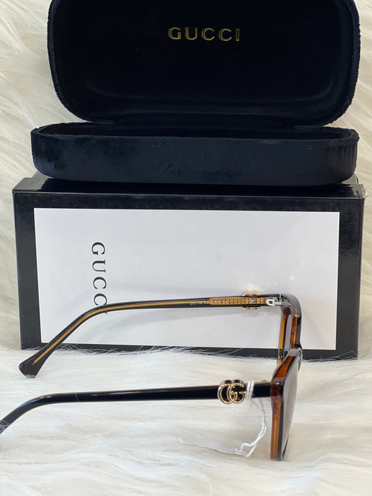 GUCCI SUNGLASSES ( WITH BOX )