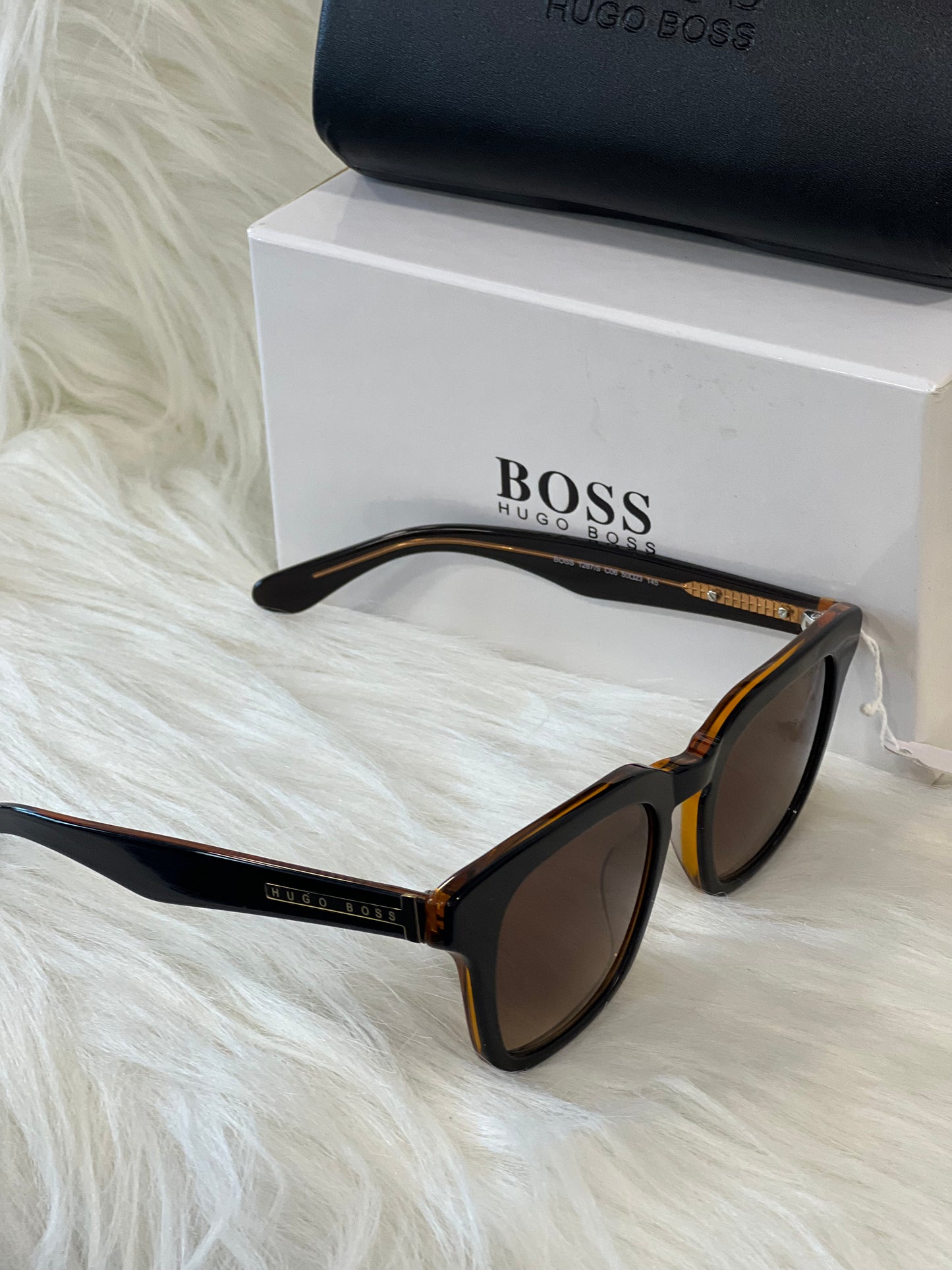 HOGO BOSS SUNGLASSES ( WITH BOX )