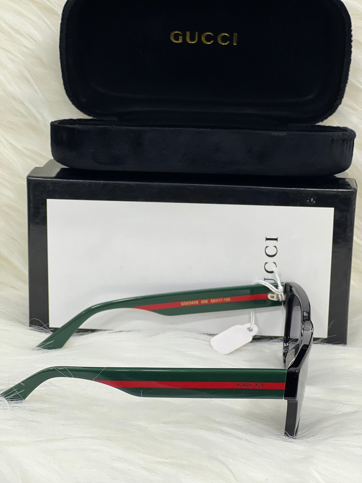GUCCI SUNGLASSES ( WITH BOX )