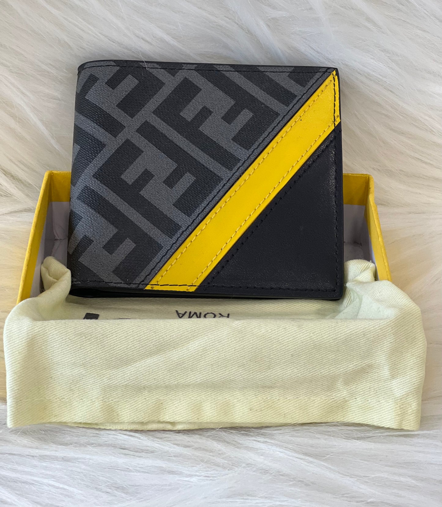[Fendi] Diagonal Bi-Fold Men's Wallet