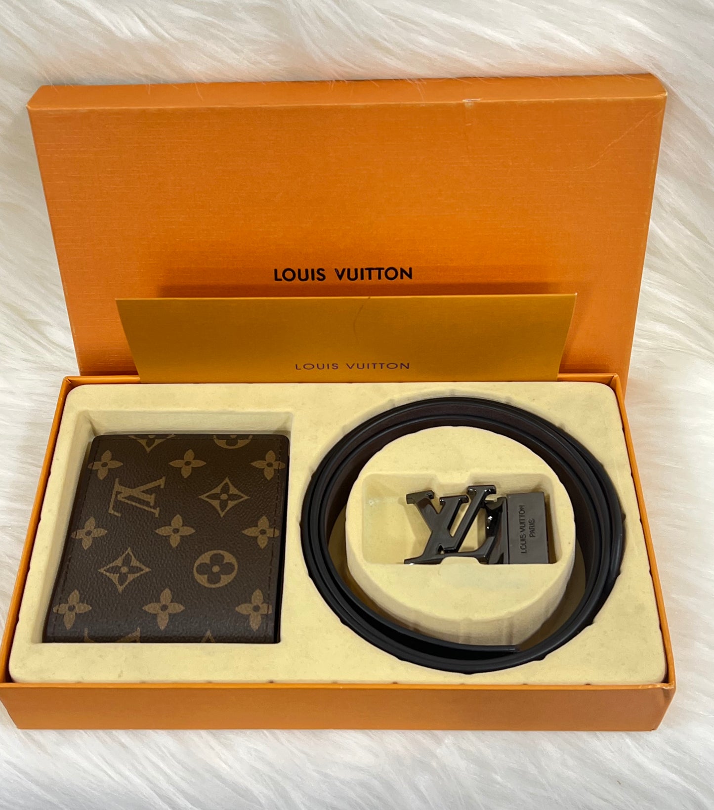 Premium Louis Vuitton Belt & Wallet Combo ( With Box )